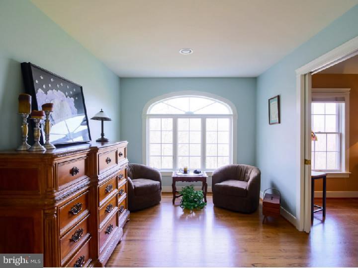 HICKORY HILL - Residential