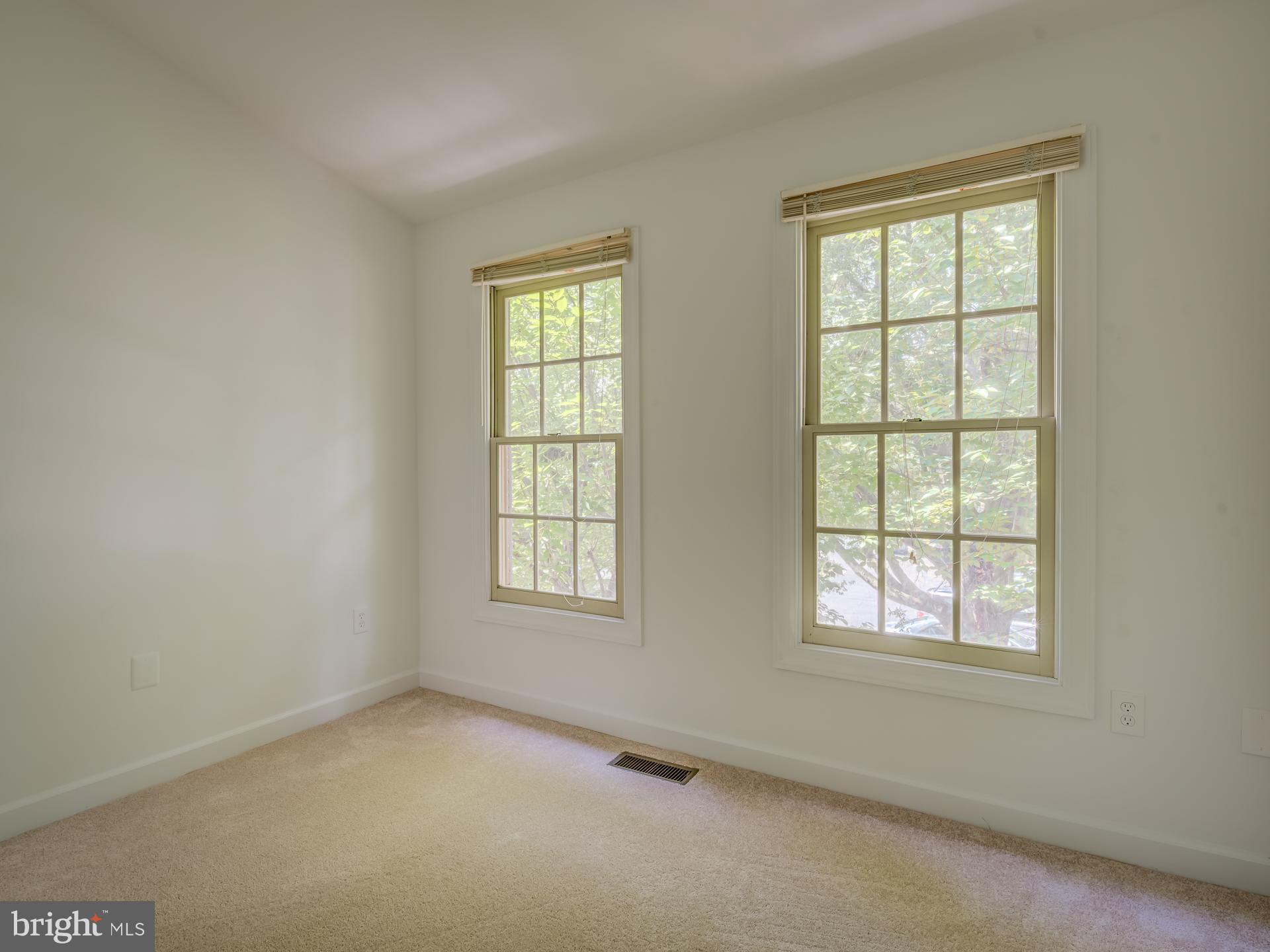 LITTLE ROCKY RUN - Residential