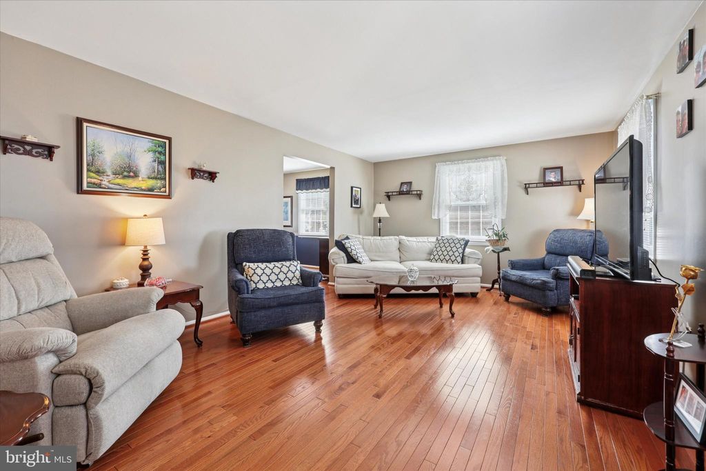 Photo of 147 Watergate Drive, UPPER HOLLAND, PA 19053 (MLS # PABU2103348)