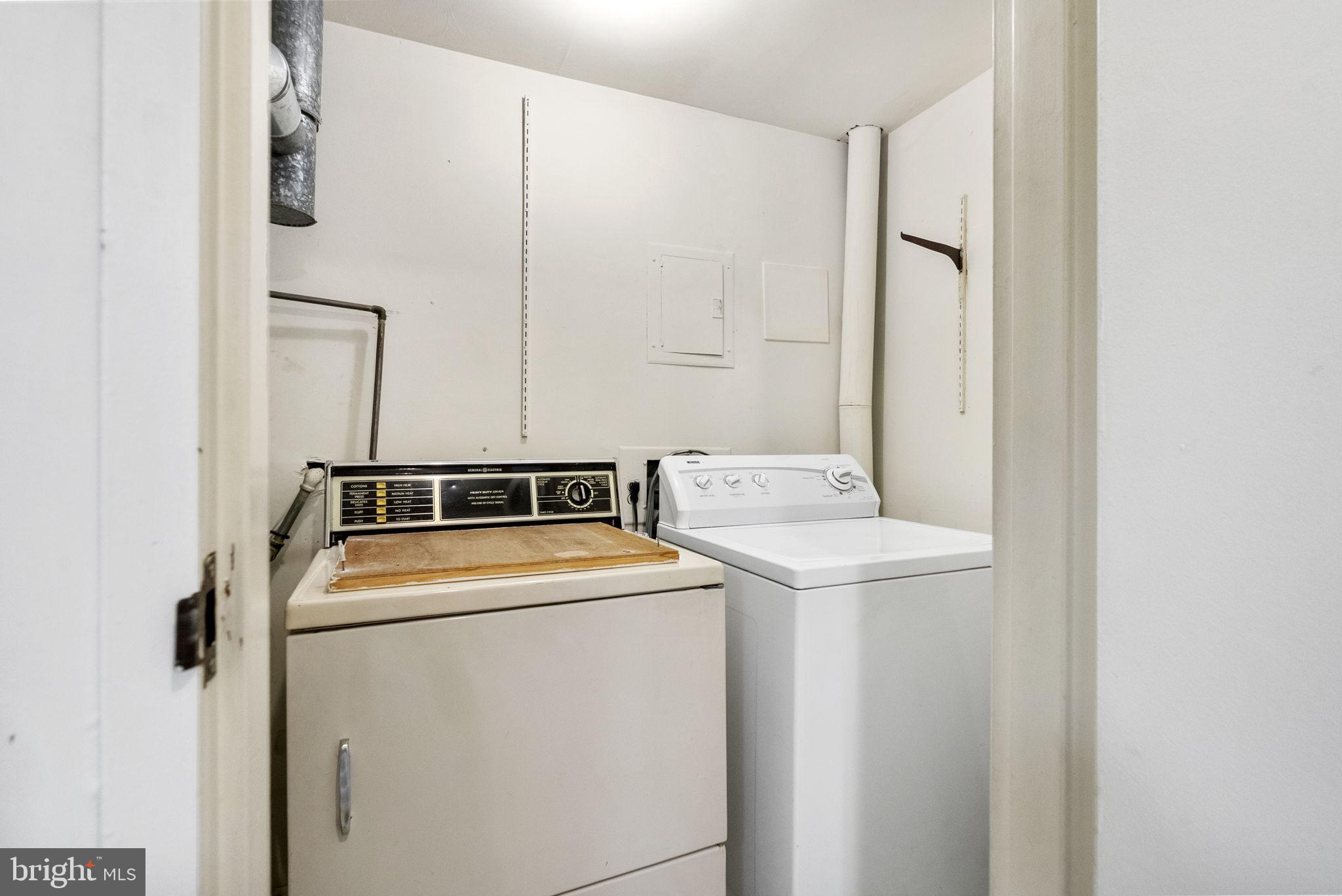 PAINTERS CROSSING - Residential