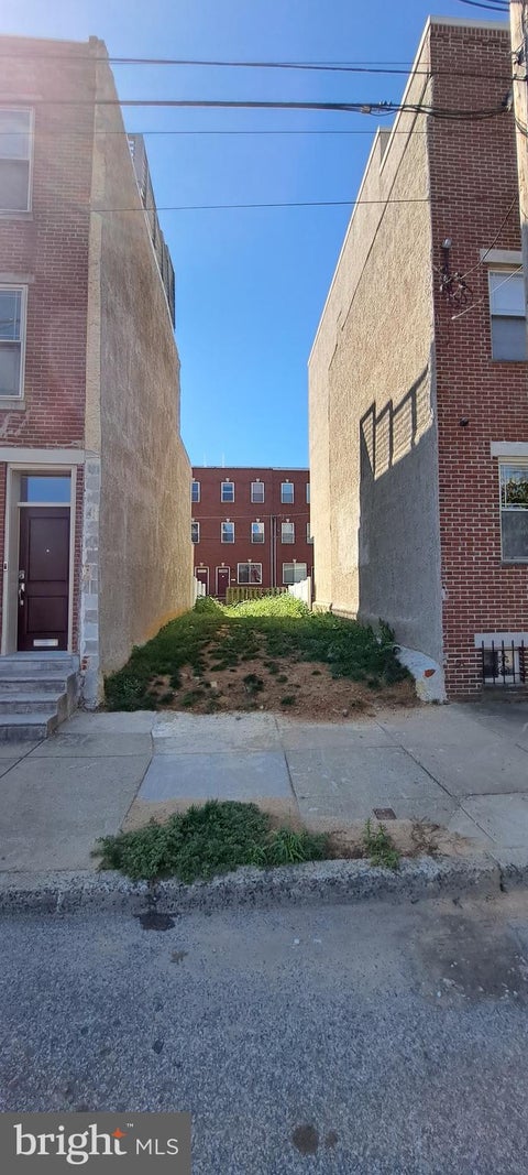 Townhouse For Sale - 2050 Ellsworth Street<br/> Philadelphia County, PHILADELPHIA, PA 19146
