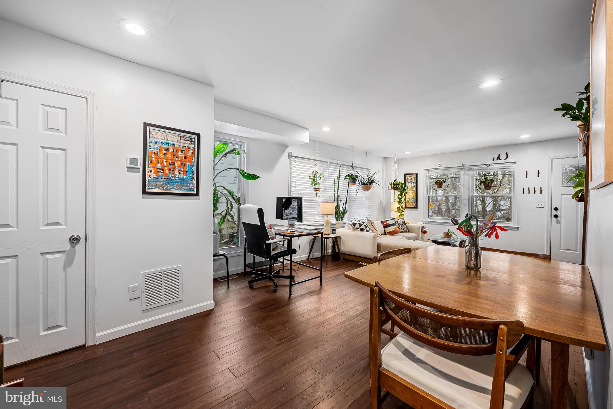 MOUNT WASHINGTON - Residential