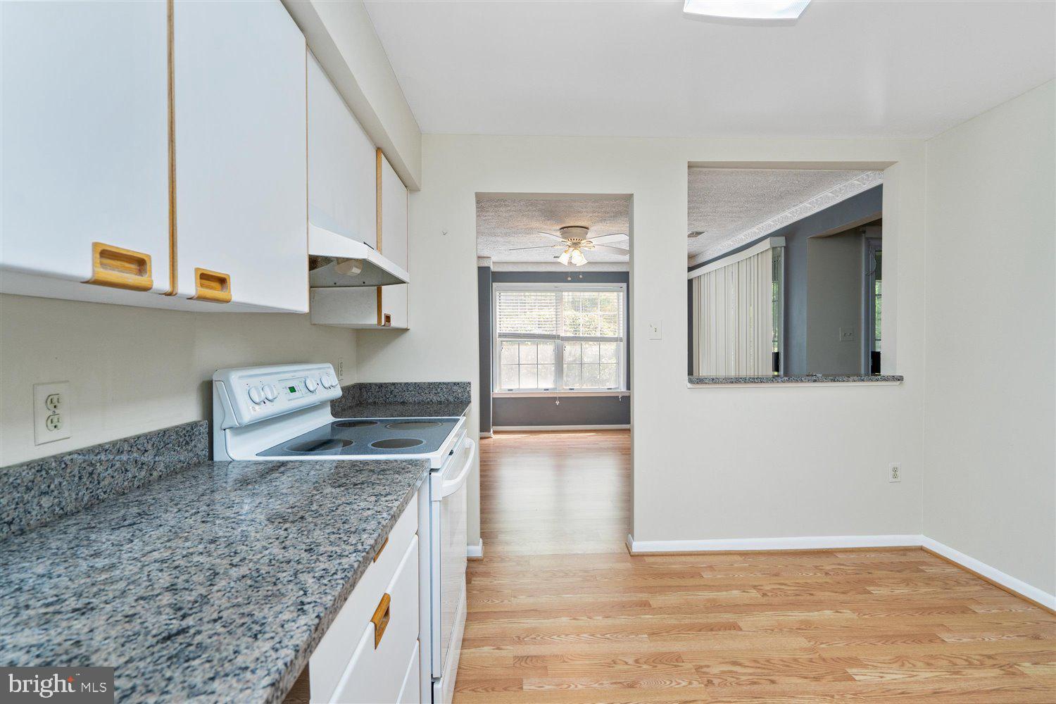 THE FALLS GARDEN - Residential