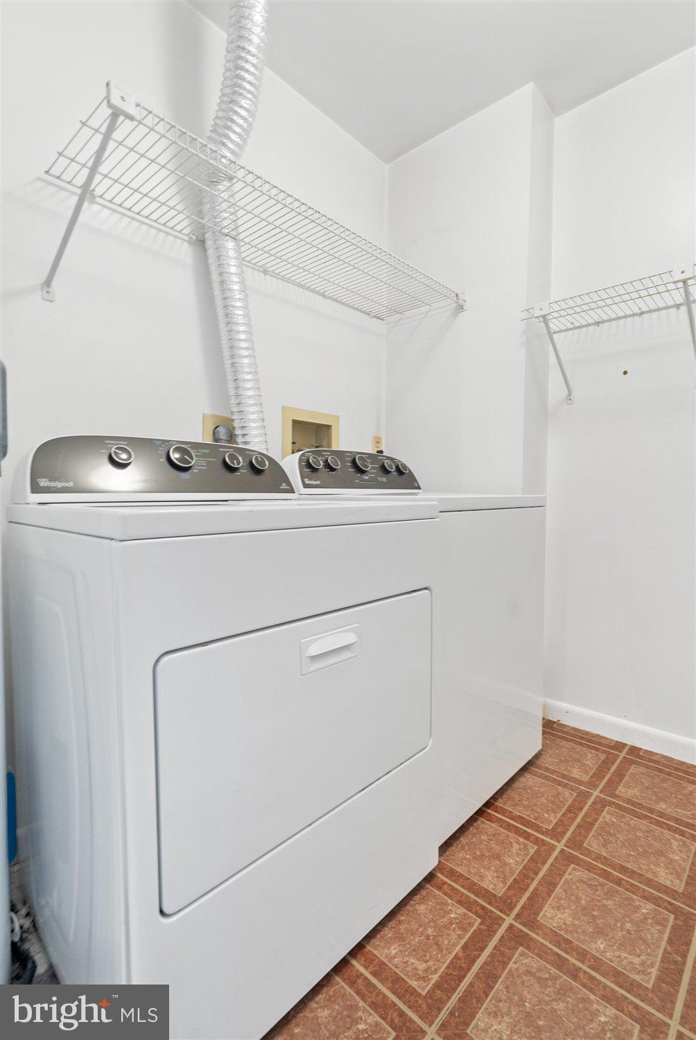 THE FALLS GARDEN - Residential