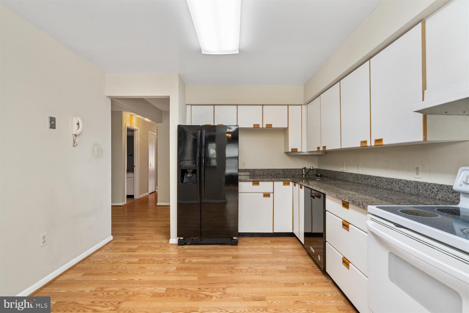 THE FALLS GARDEN - Residential