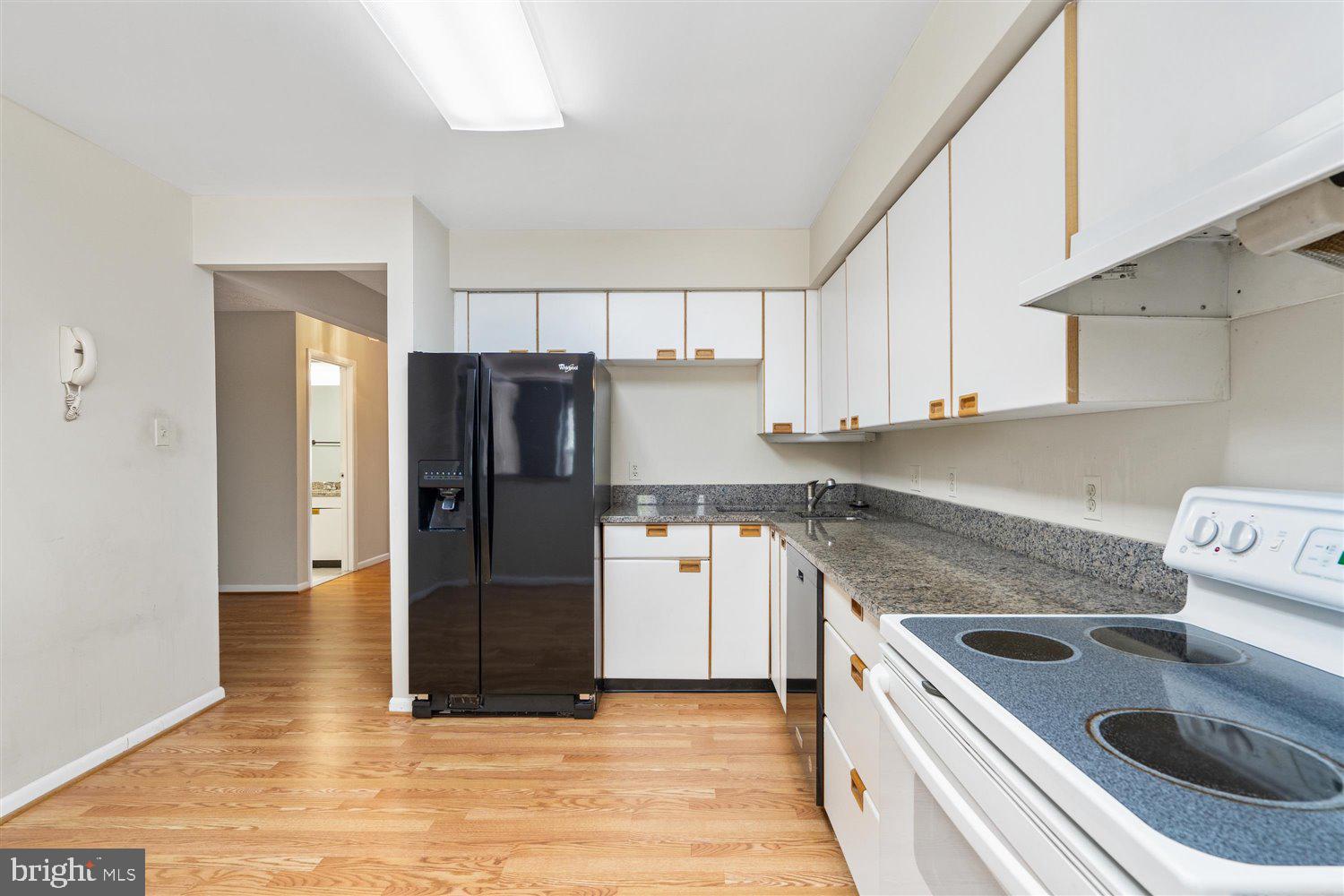 THE FALLS GARDEN - Residential