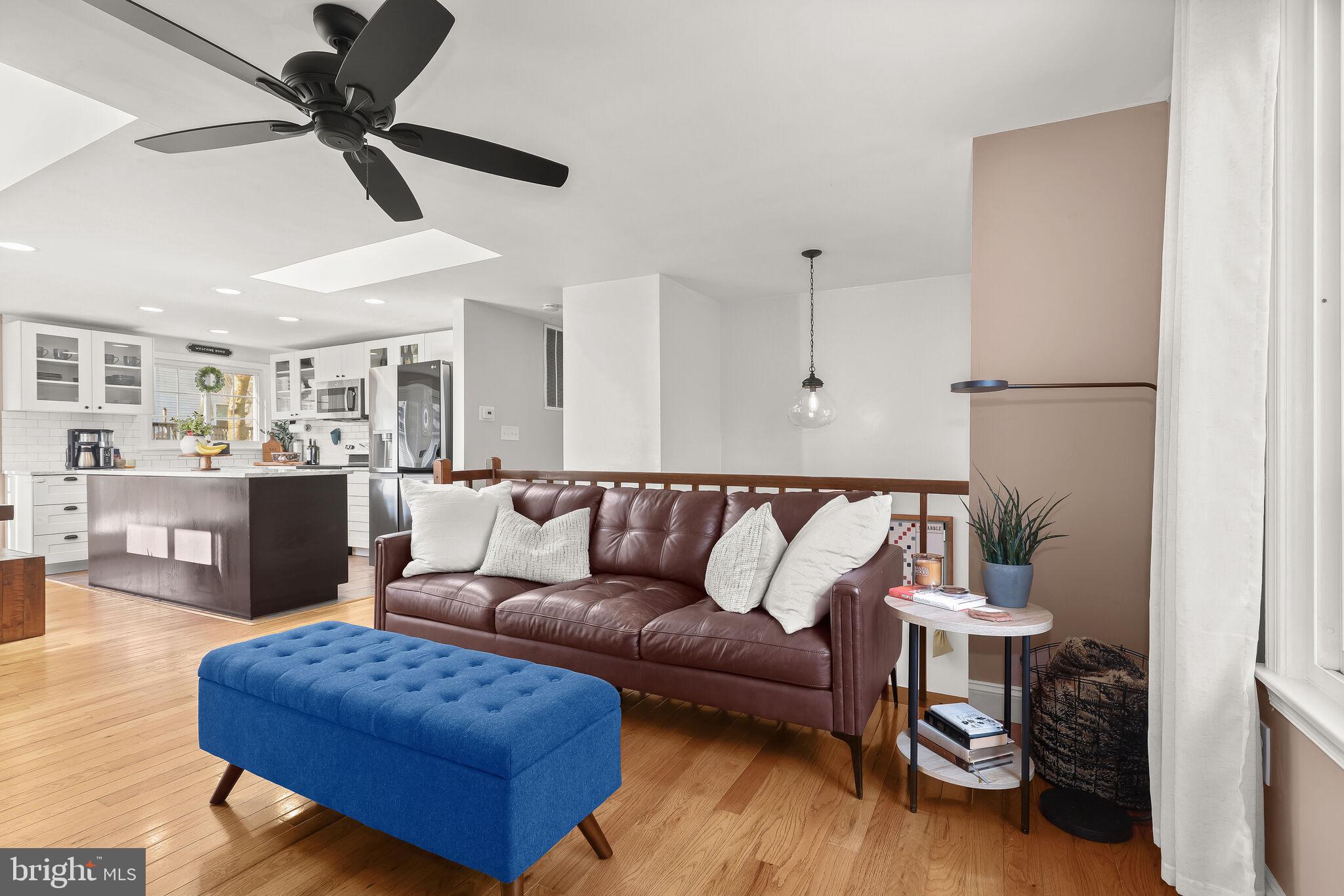 WHISPERING WOODS - Residential