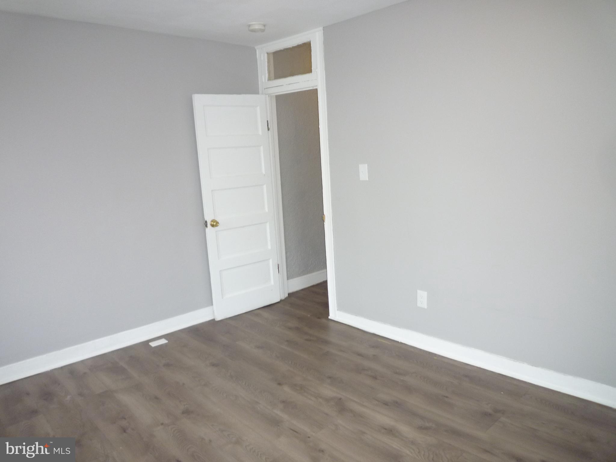 ELLWOOD PARK - Residential