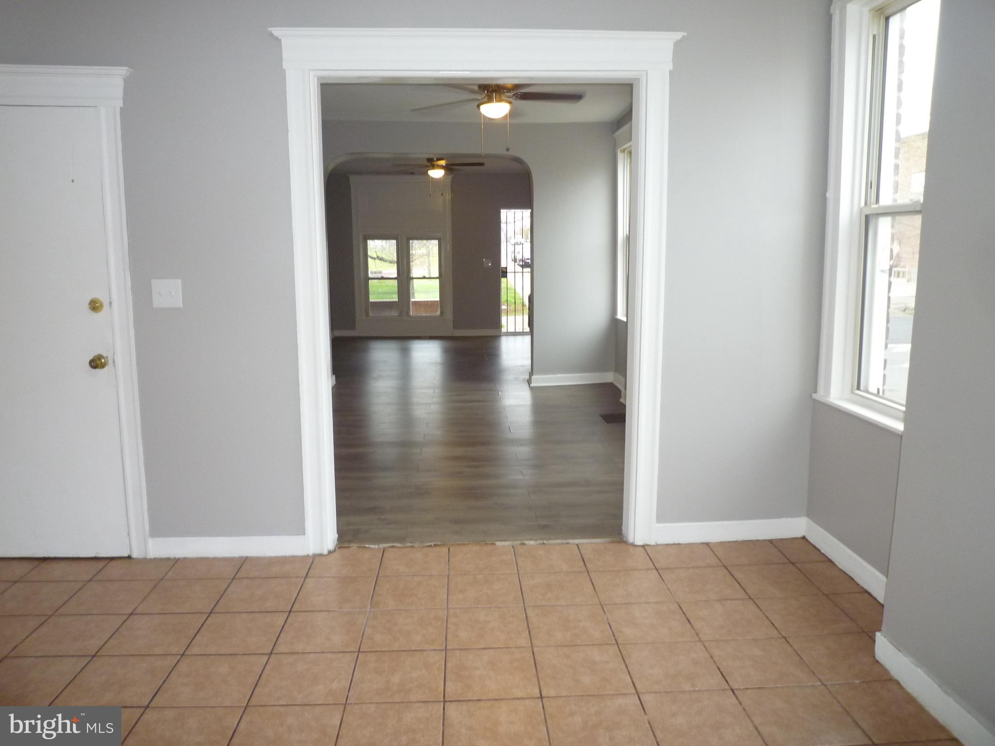 ELLWOOD PARK - Residential