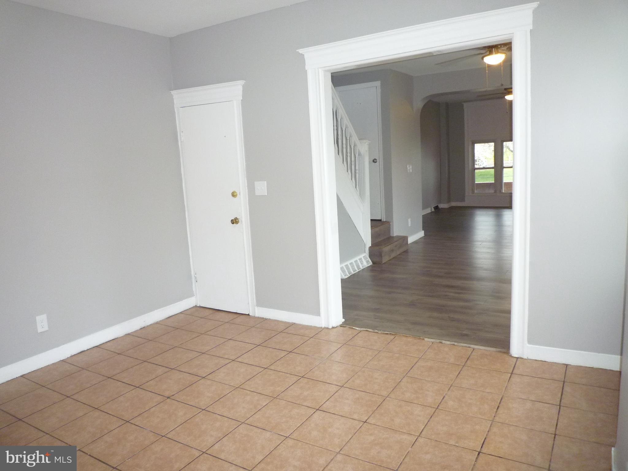 ELLWOOD PARK - Residential