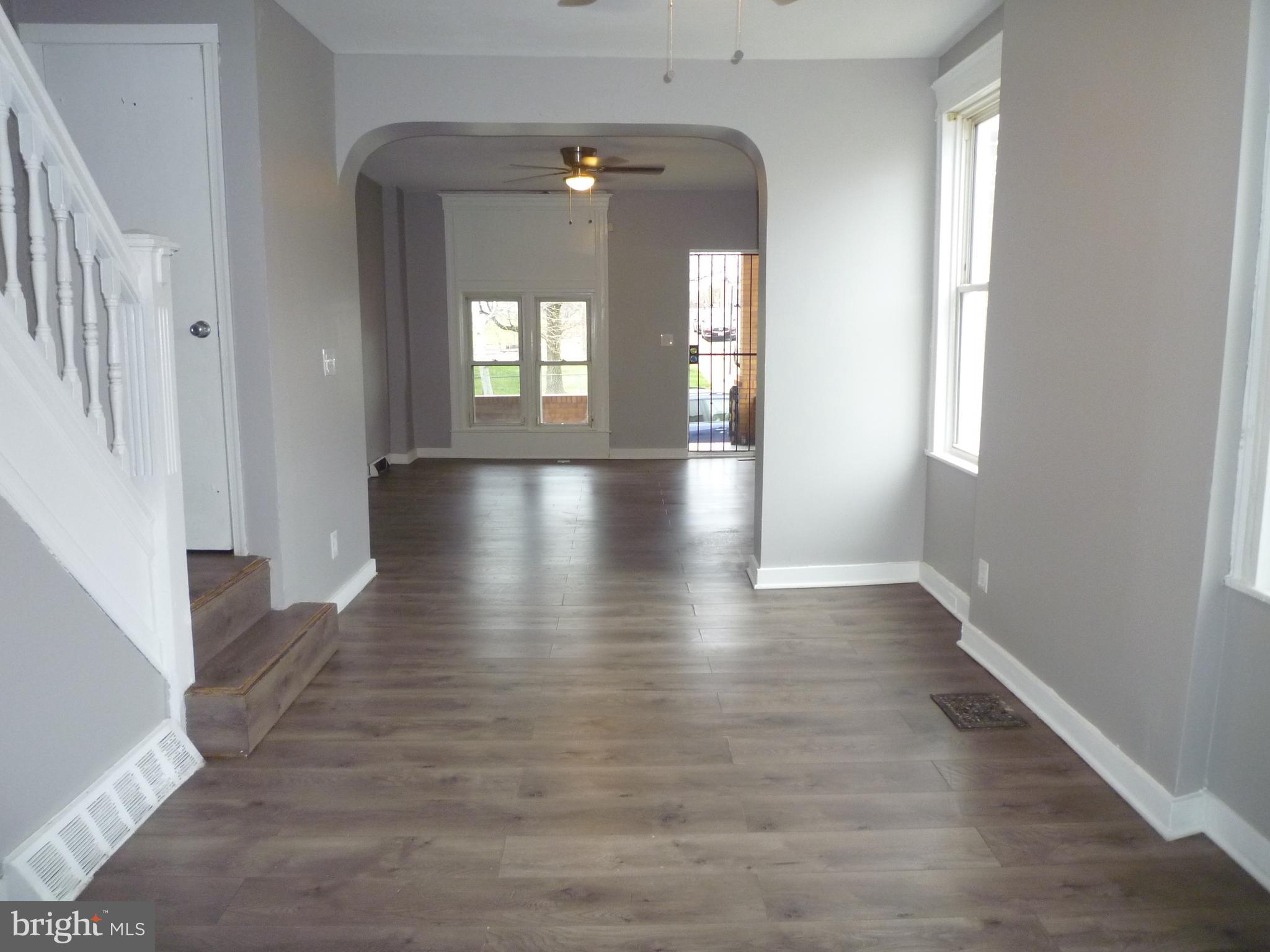 ELLWOOD PARK - Residential