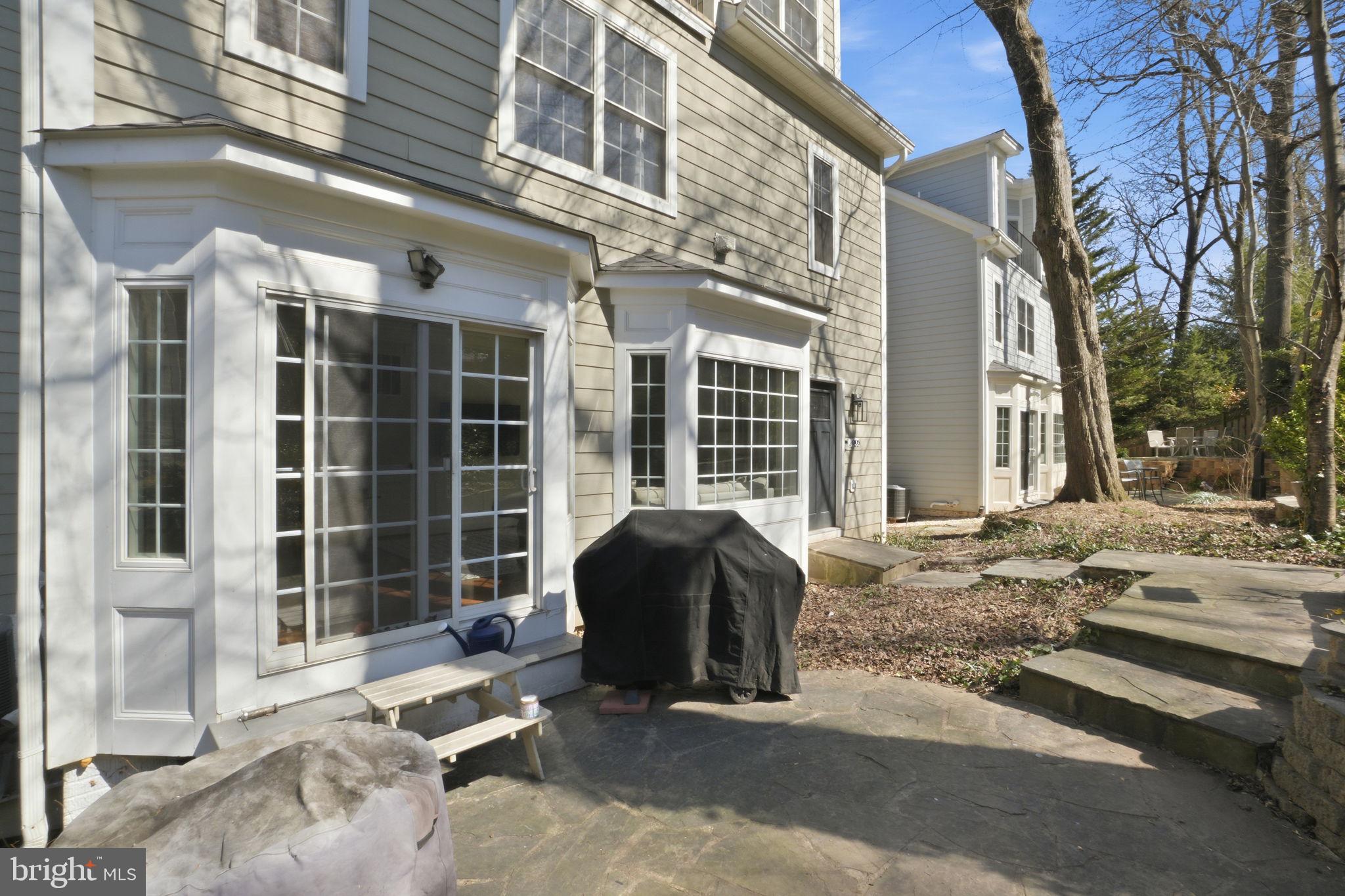 MAYWOOD - Residential