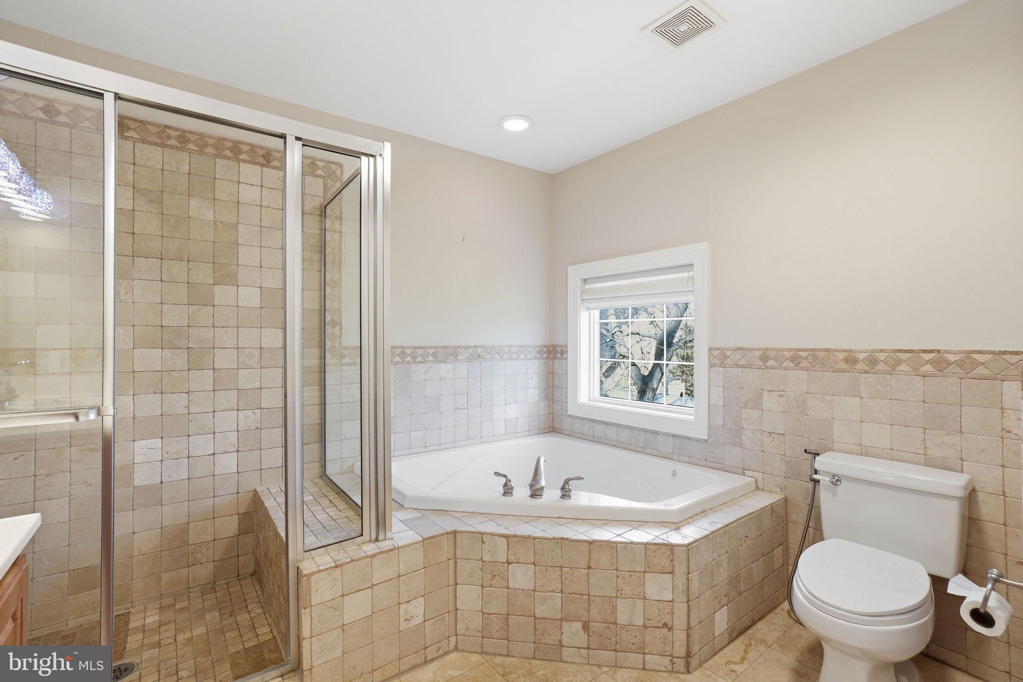 MAYWOOD - Residential