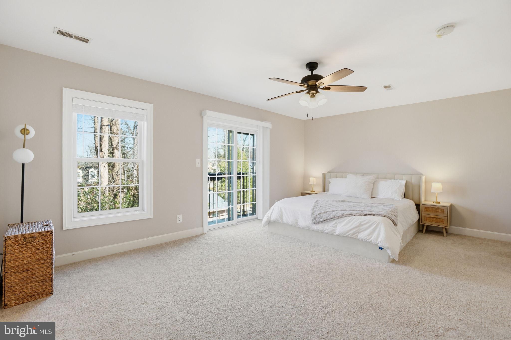 MAYWOOD - Residential