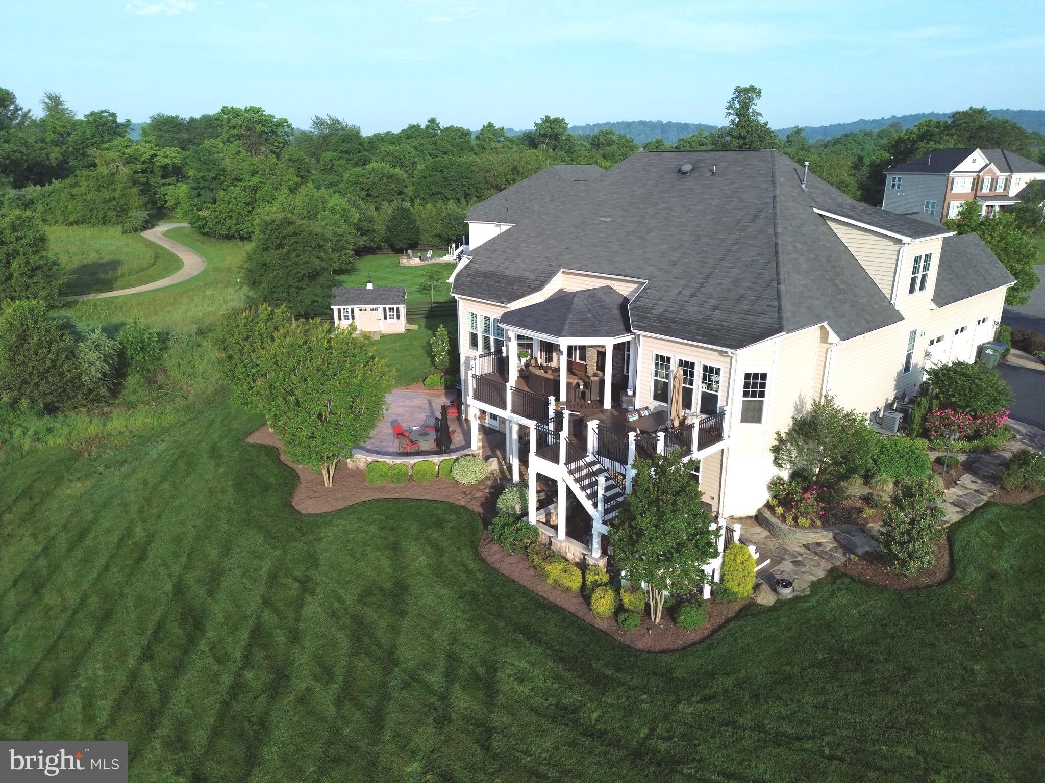 RASPBERRY FALLS - Residential