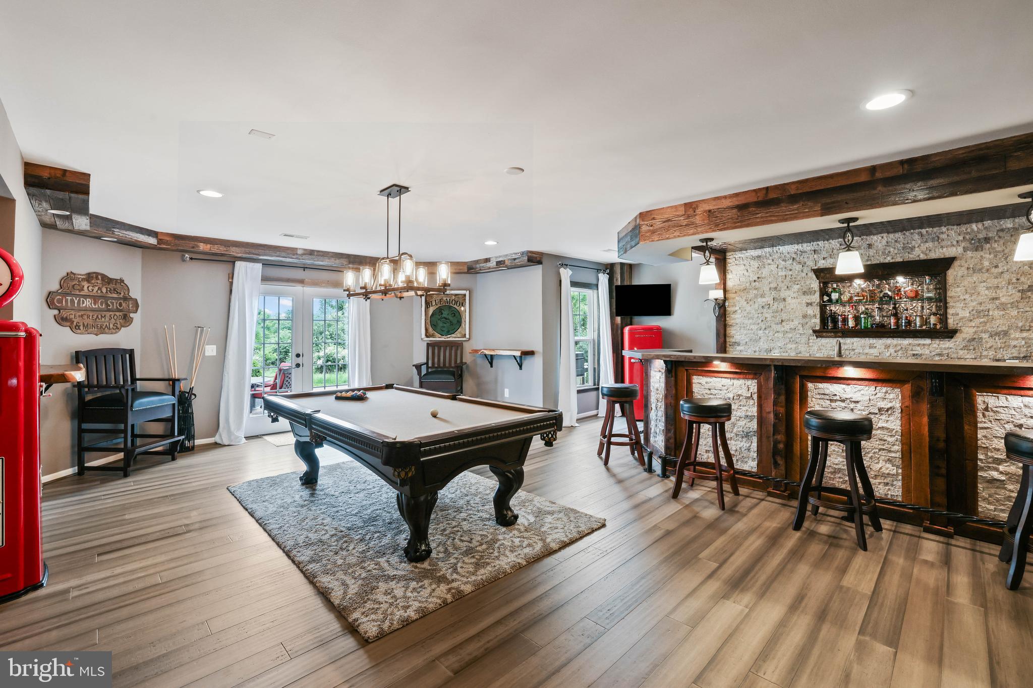 RASPBERRY FALLS - Residential