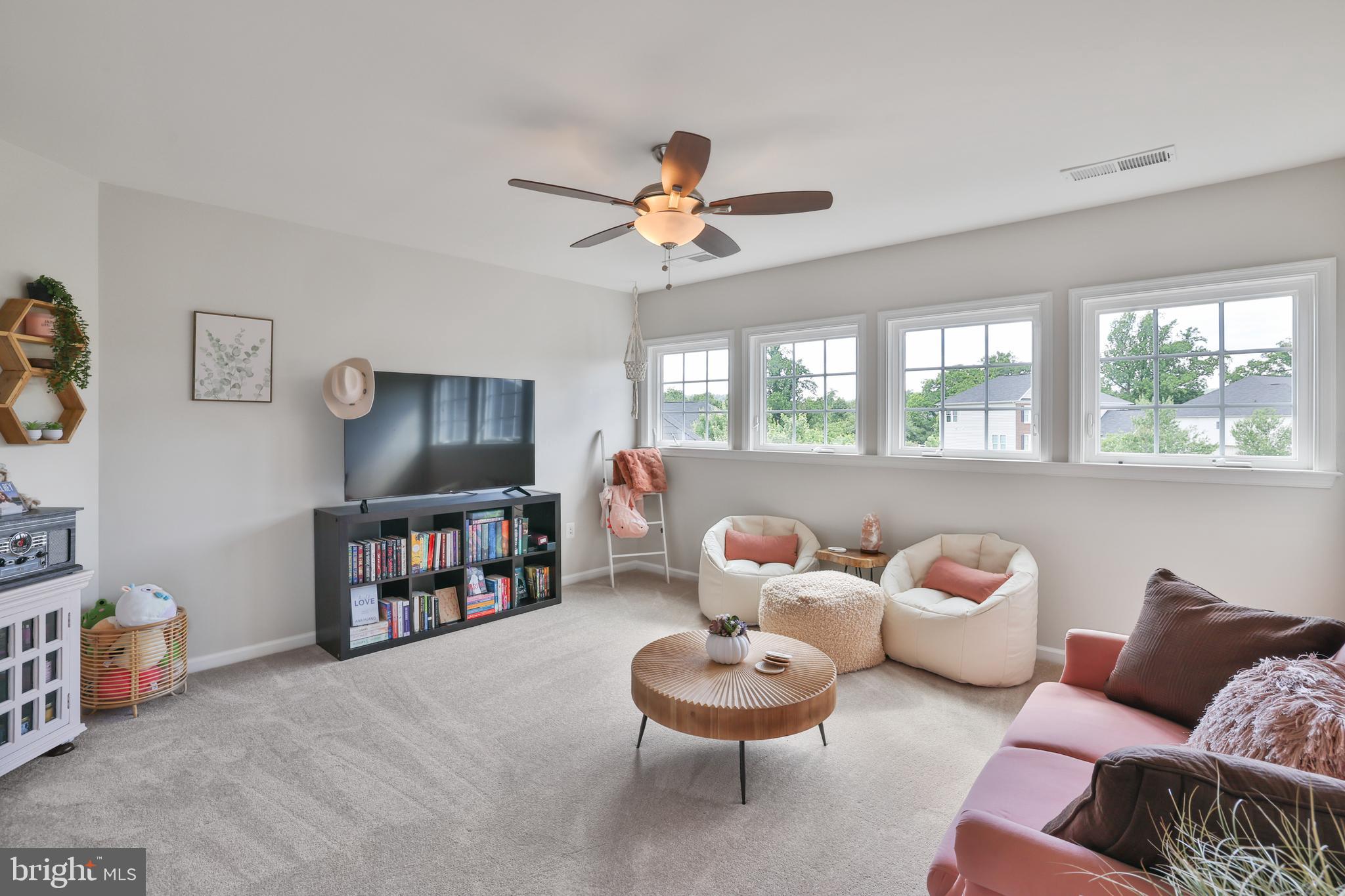 RASPBERRY FALLS - Residential