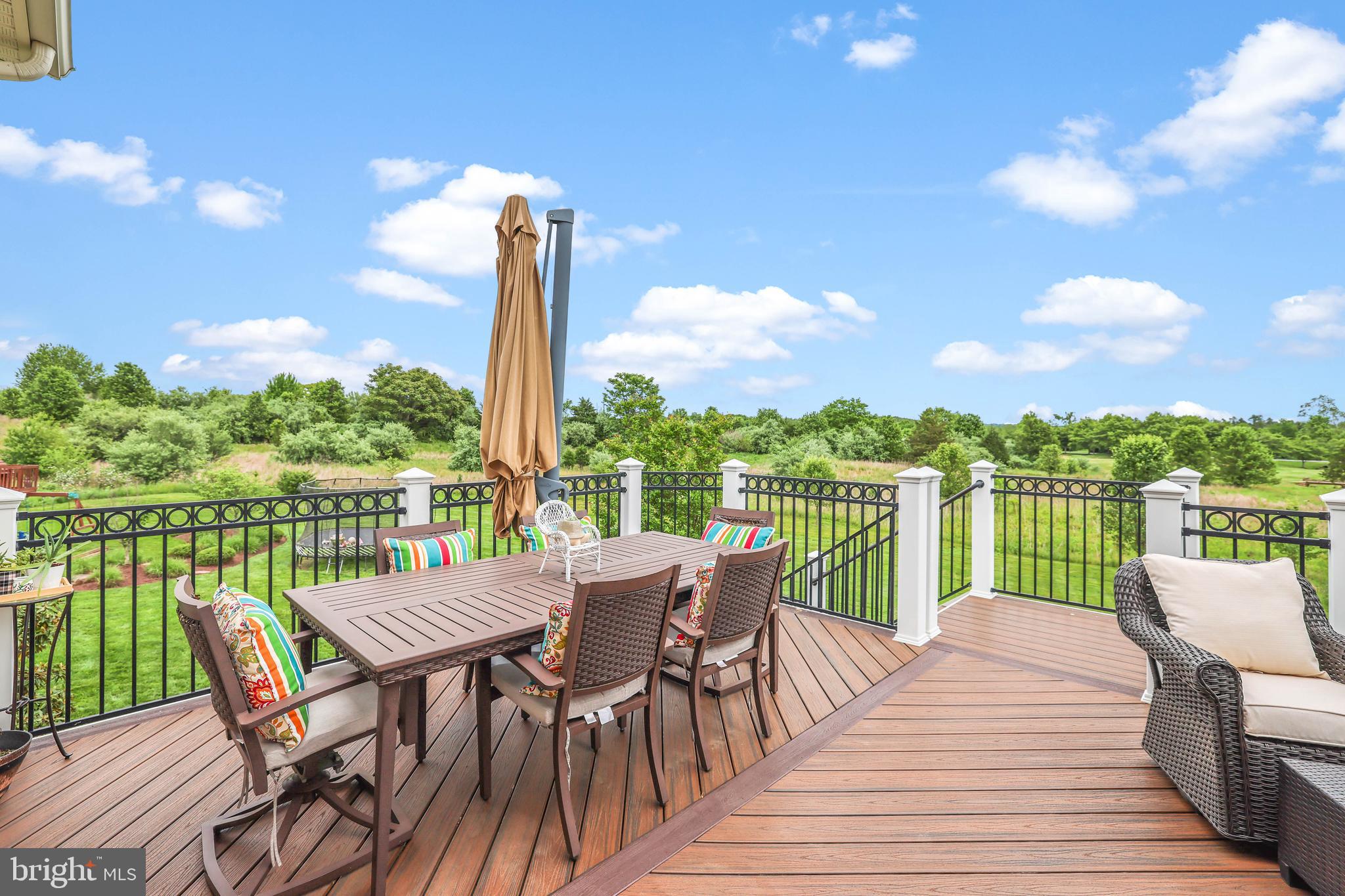 RASPBERRY FALLS - Residential