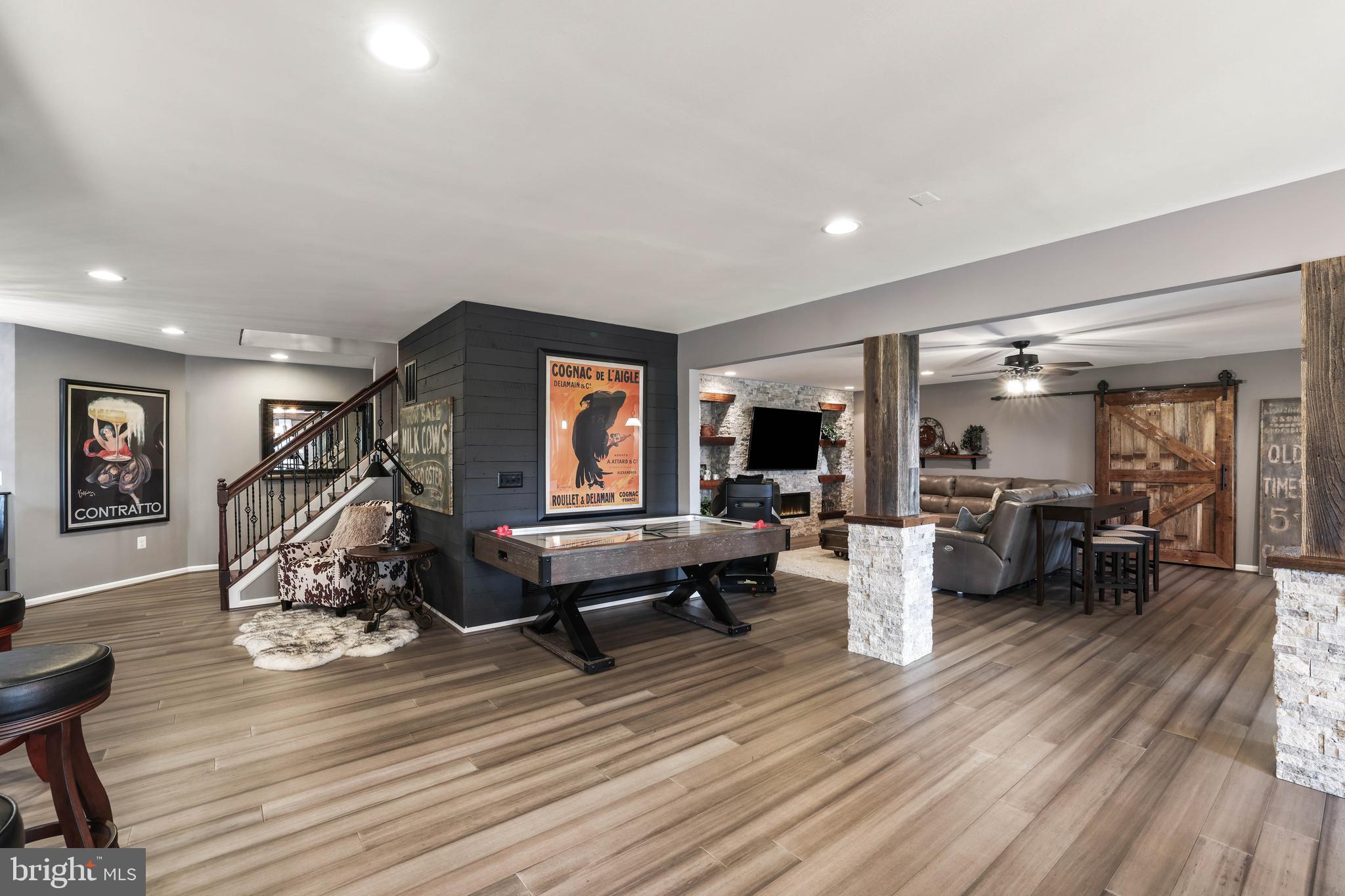 RASPBERRY FALLS - Residential