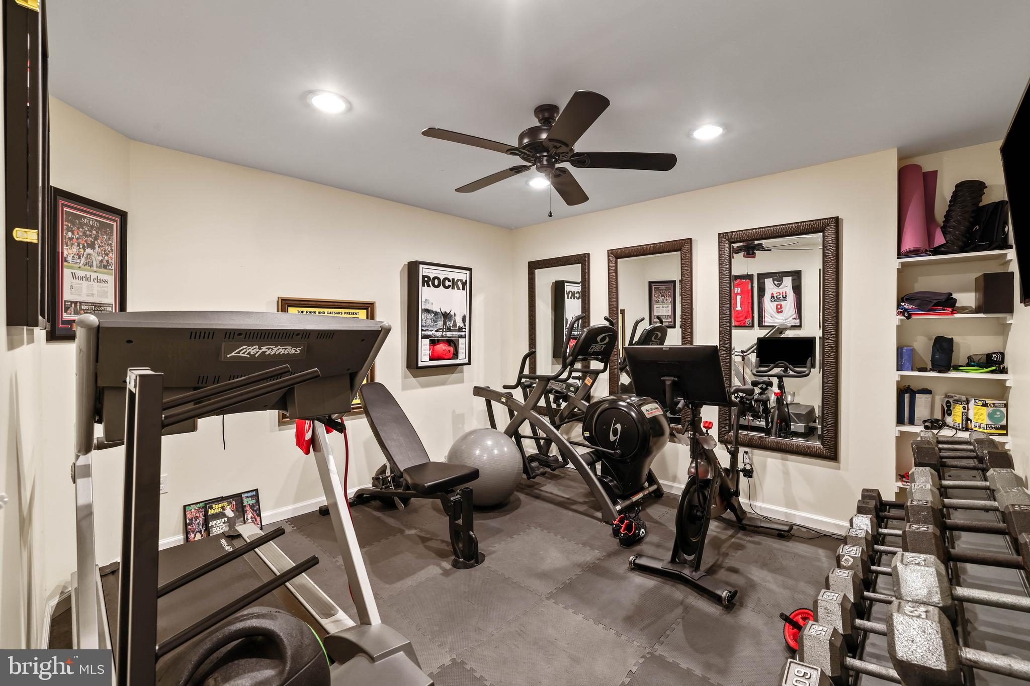 RASPBERRY FALLS - Residential