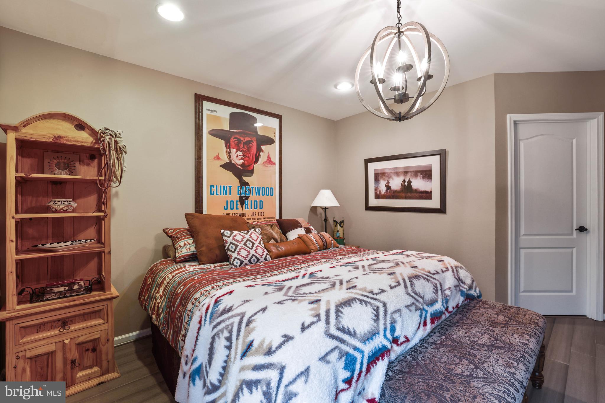 RASPBERRY FALLS - Residential