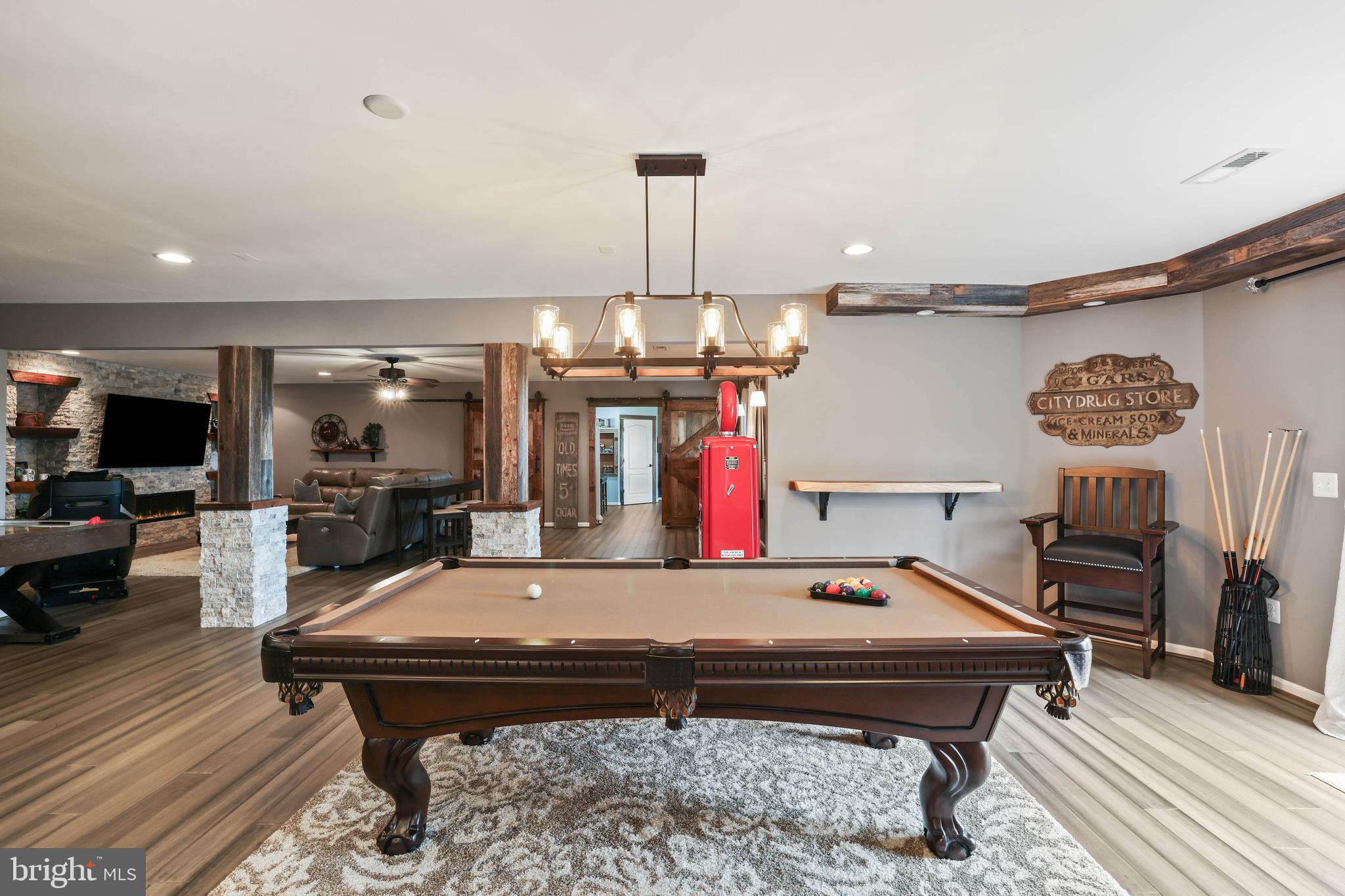 RASPBERRY FALLS - Residential