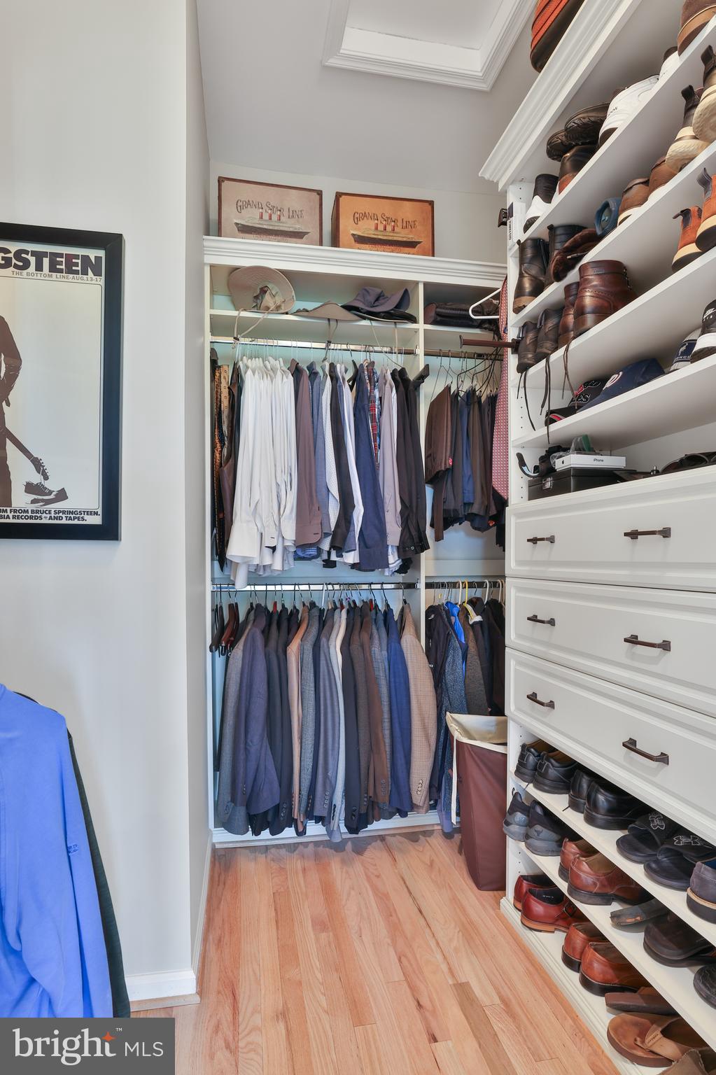 RASPBERRY FALLS - Residential