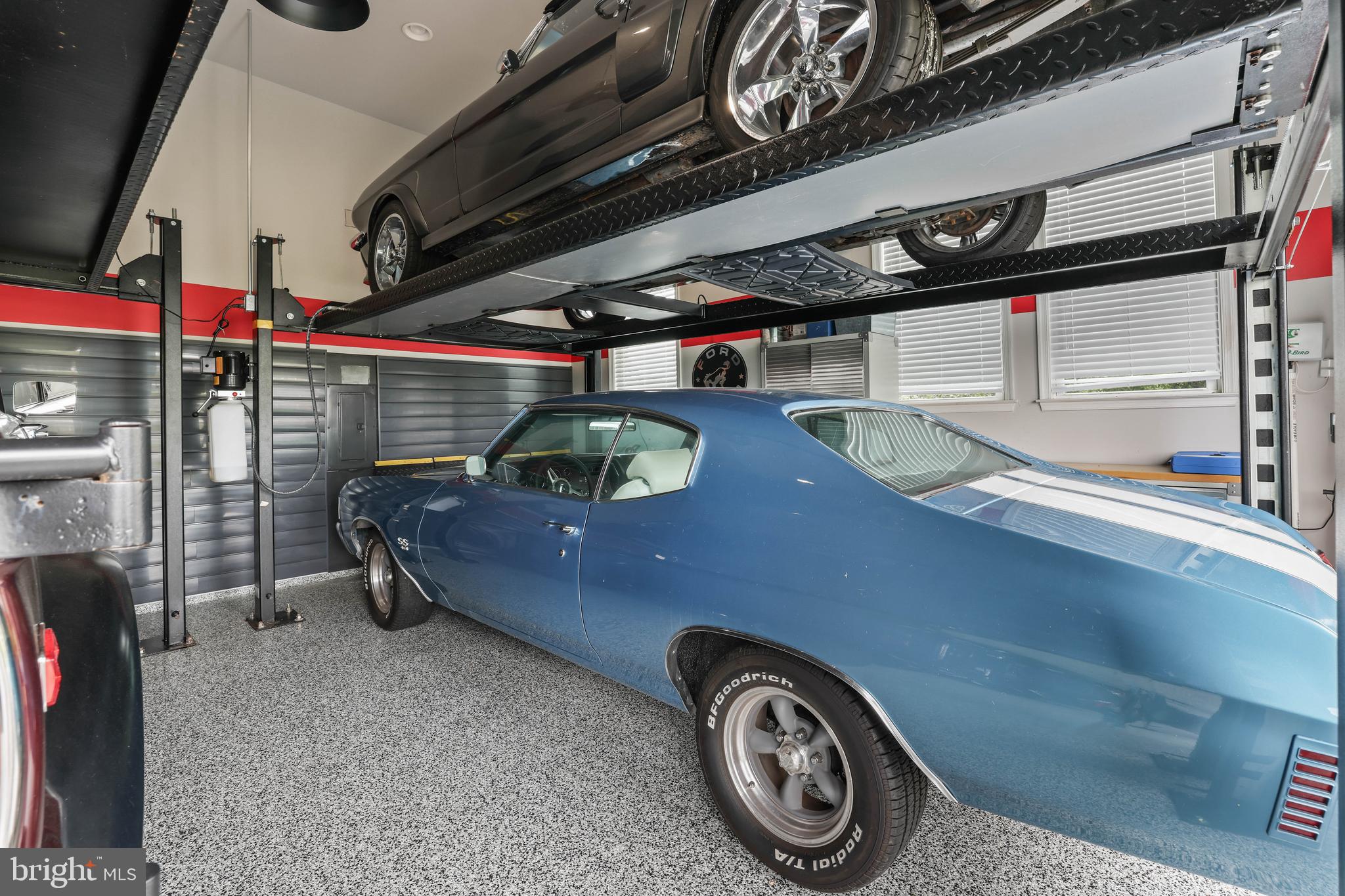 RASPBERRY FALLS - Residential