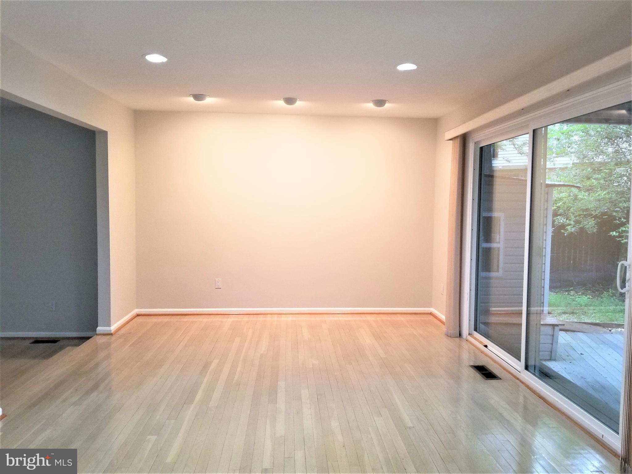 ORCHARD RIDGE - Farm