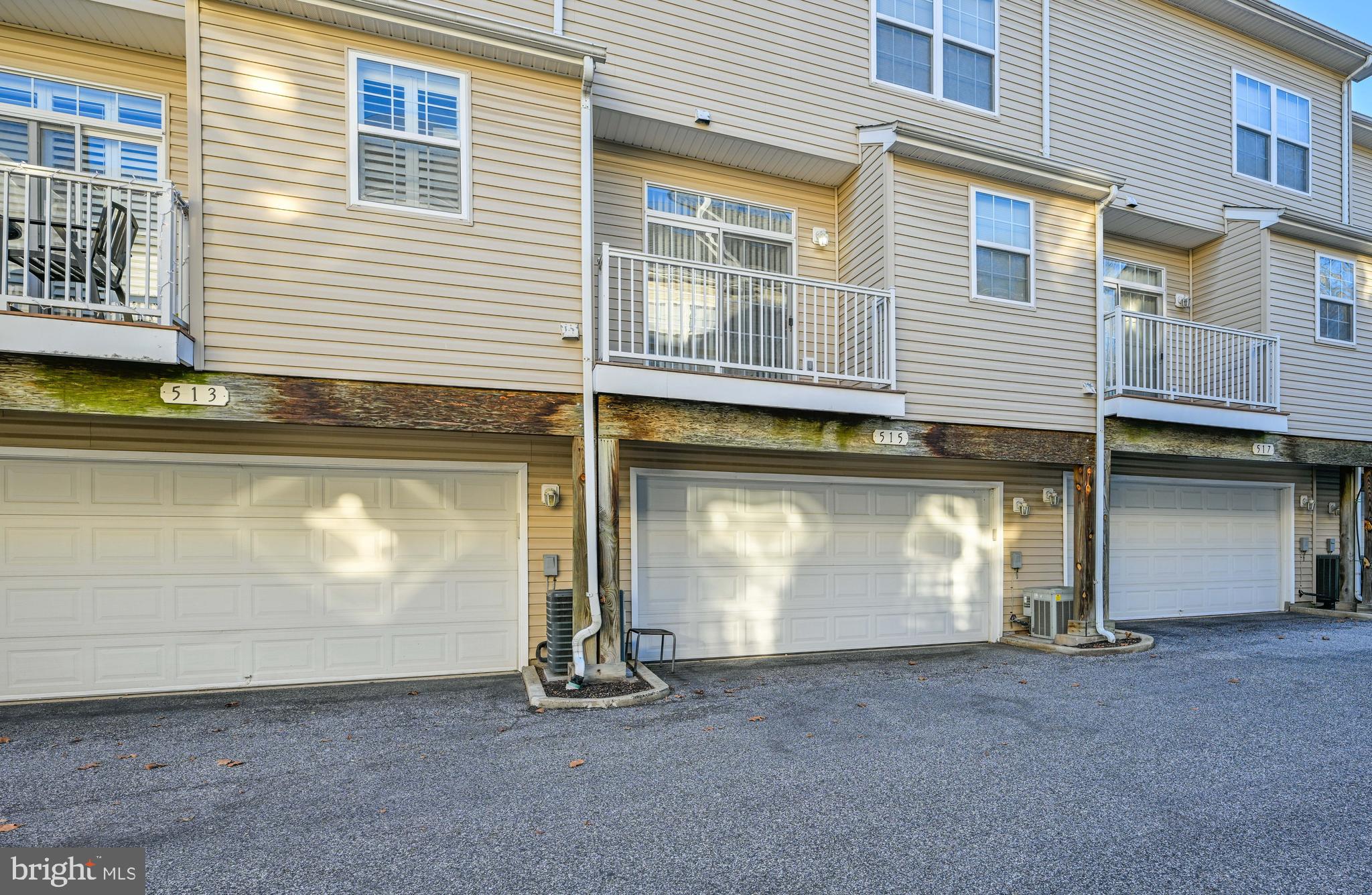 HIGH VIEW AT HUNT VALLEY - Residential Lease