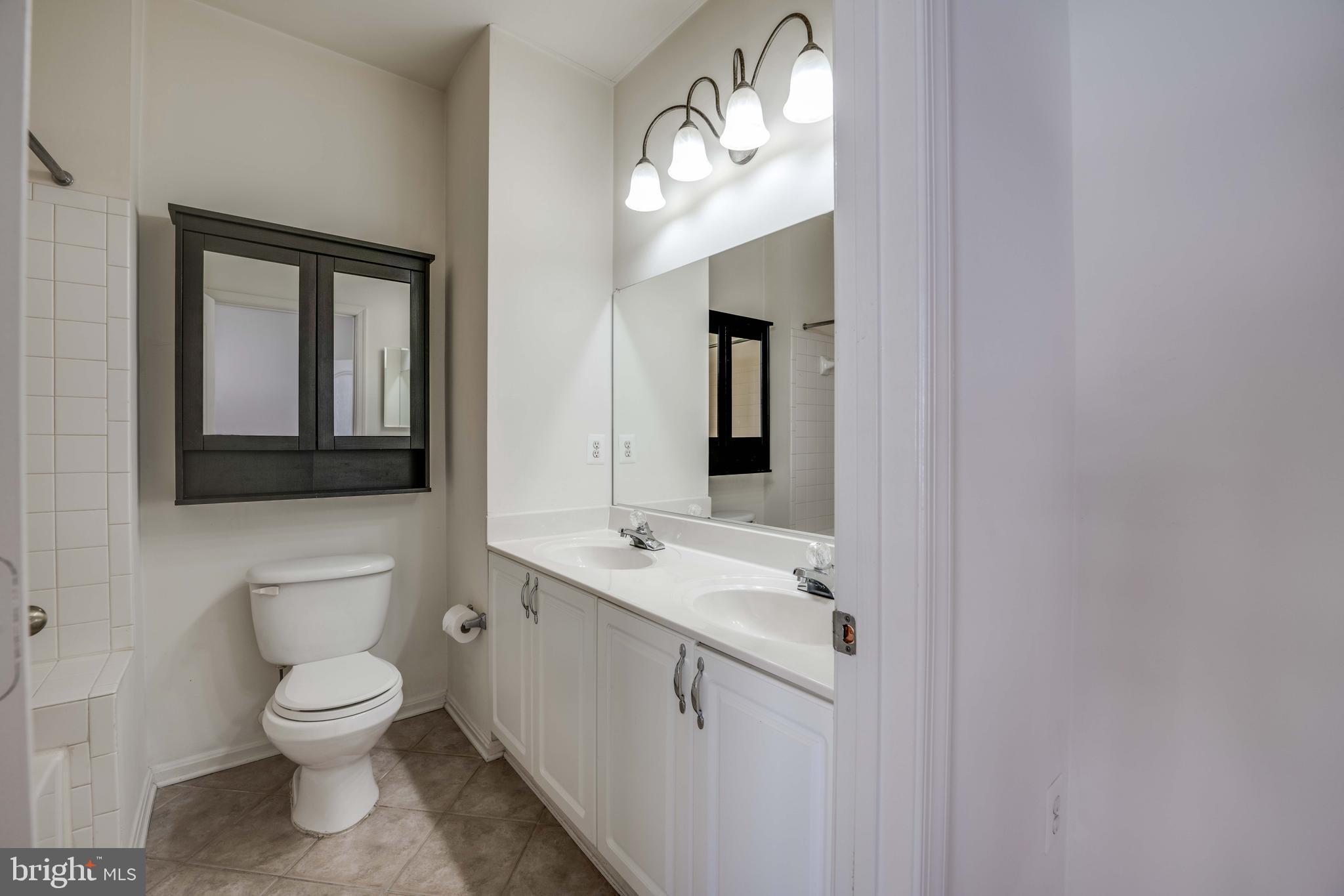 HIGH VIEW AT HUNT VALLEY - Residential Lease