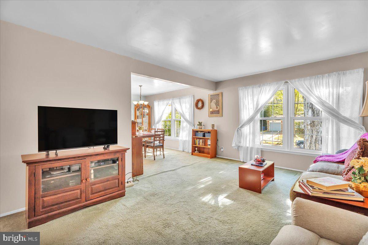 4 HIGHGATE LANE