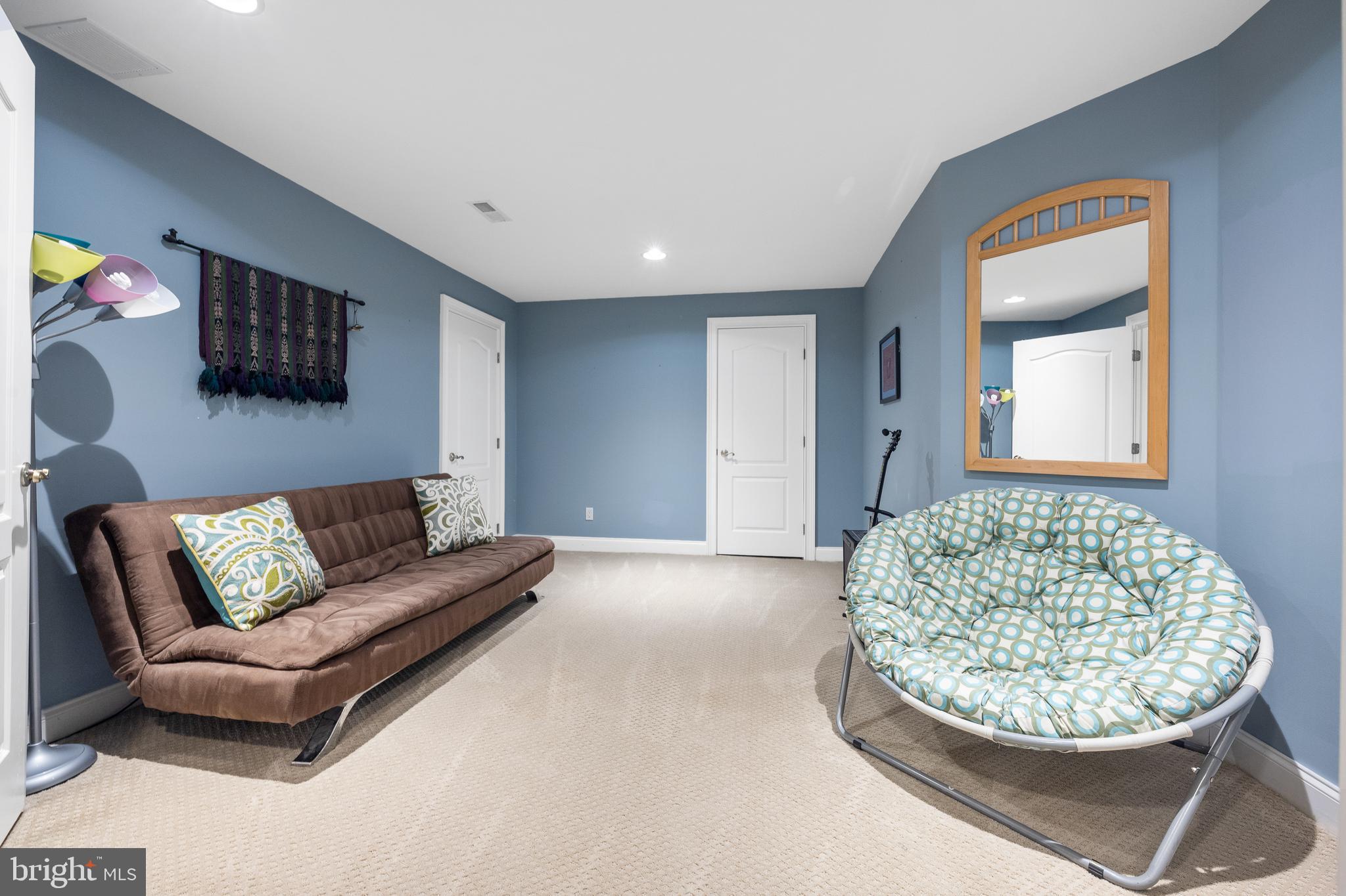 SOUTH WAYNE - Residential