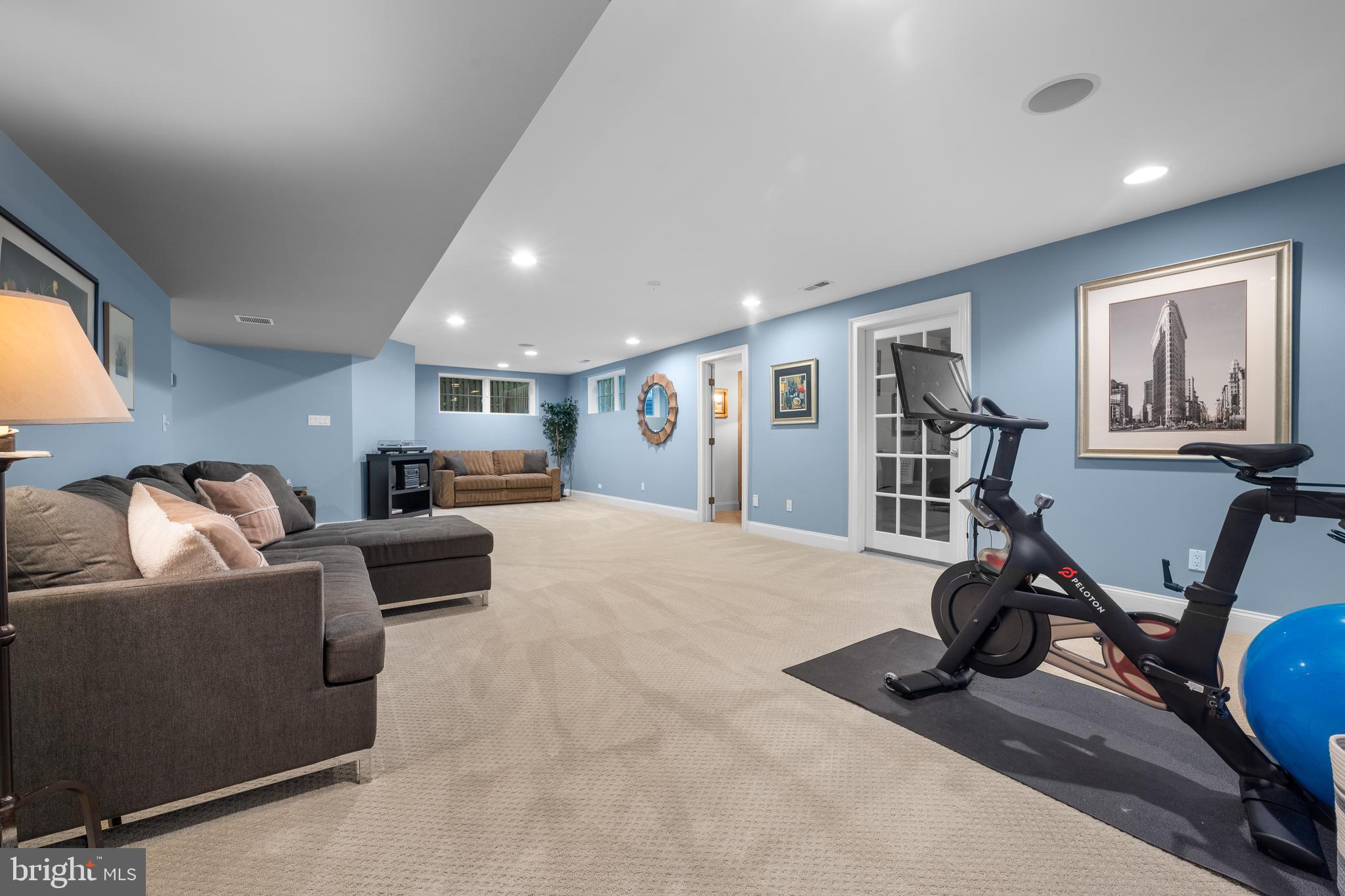 SOUTH WAYNE - Residential