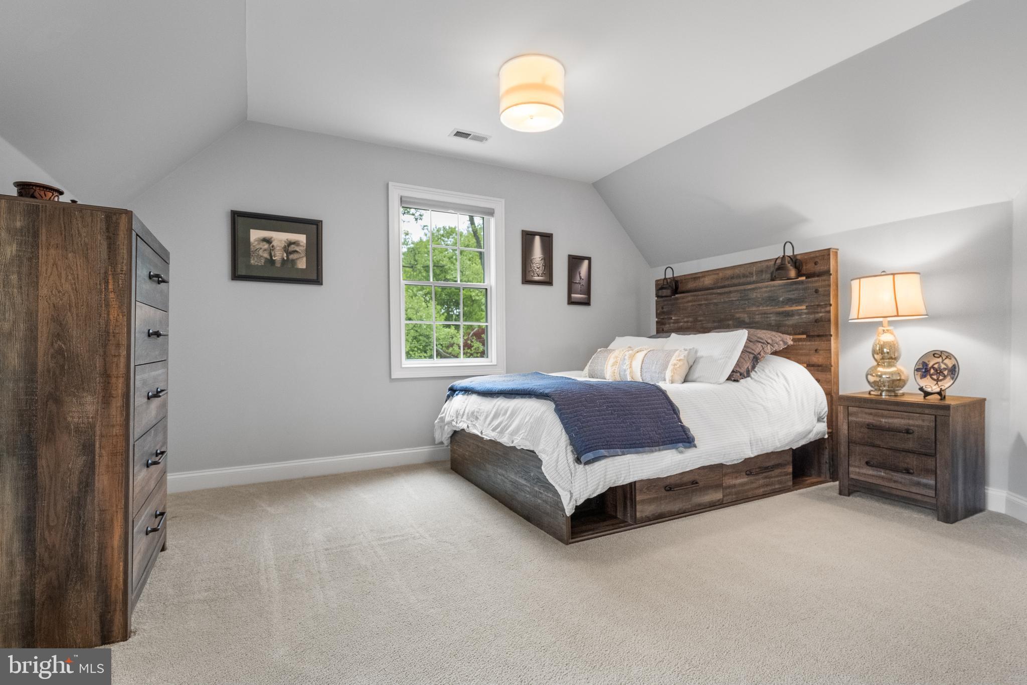 SOUTH WAYNE - Residential