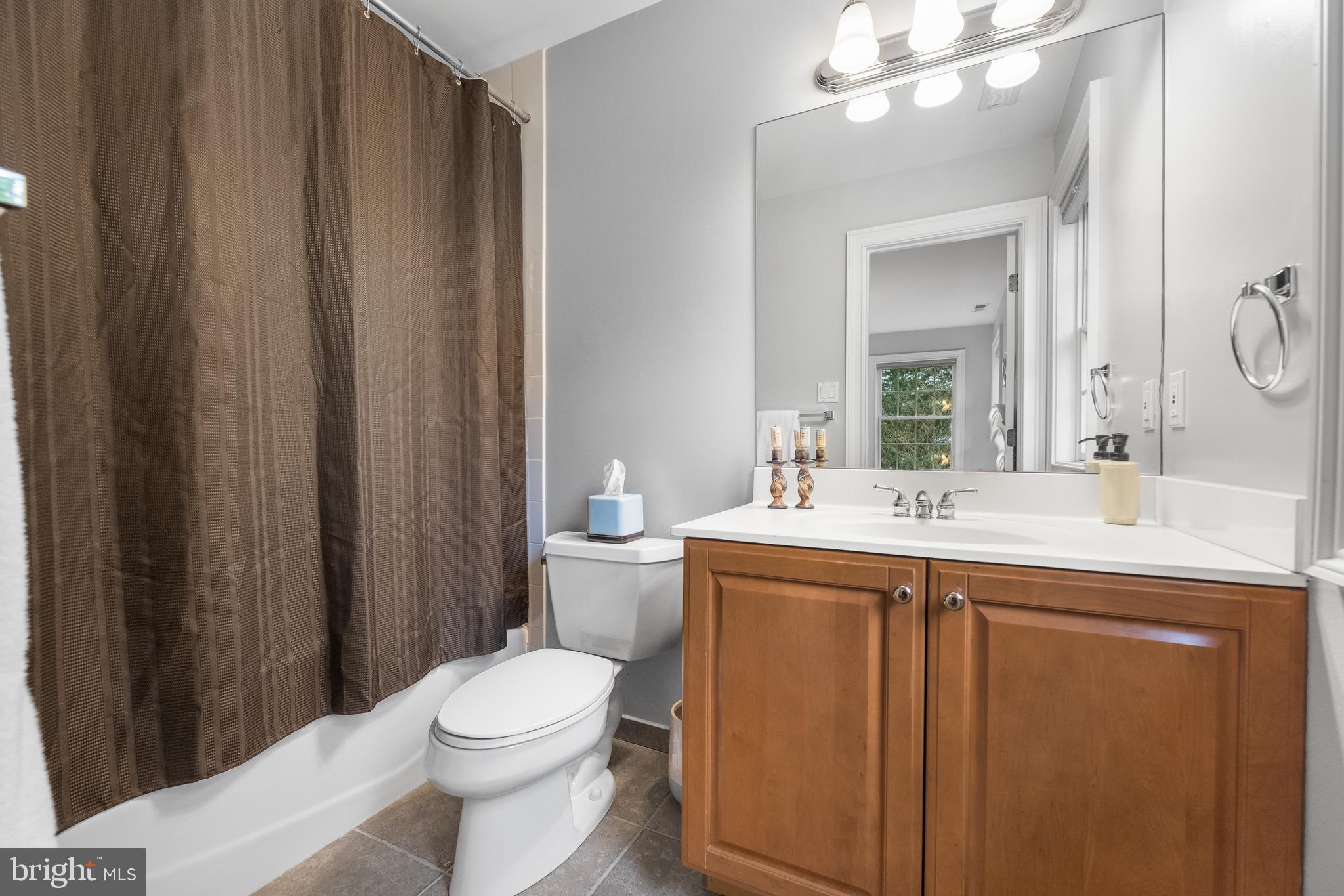 SOUTH WAYNE - Residential