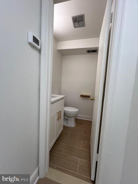 FAIRFAX PROFESSIONAL VILLAGE - Commercial Lease