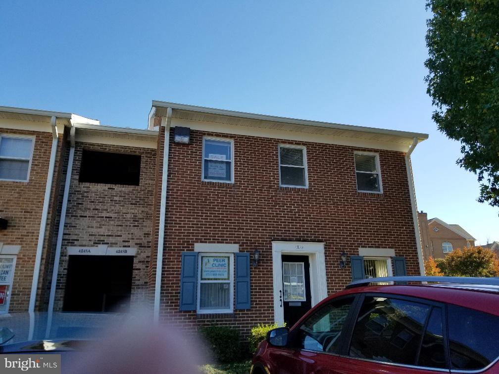 4248 CHAIN BRIDGE ROAD B