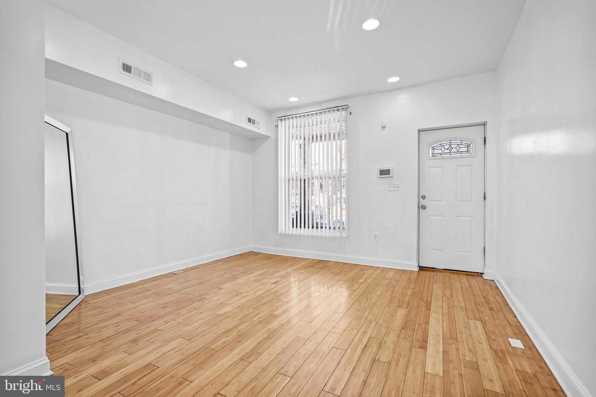 WAVERLY - Residential