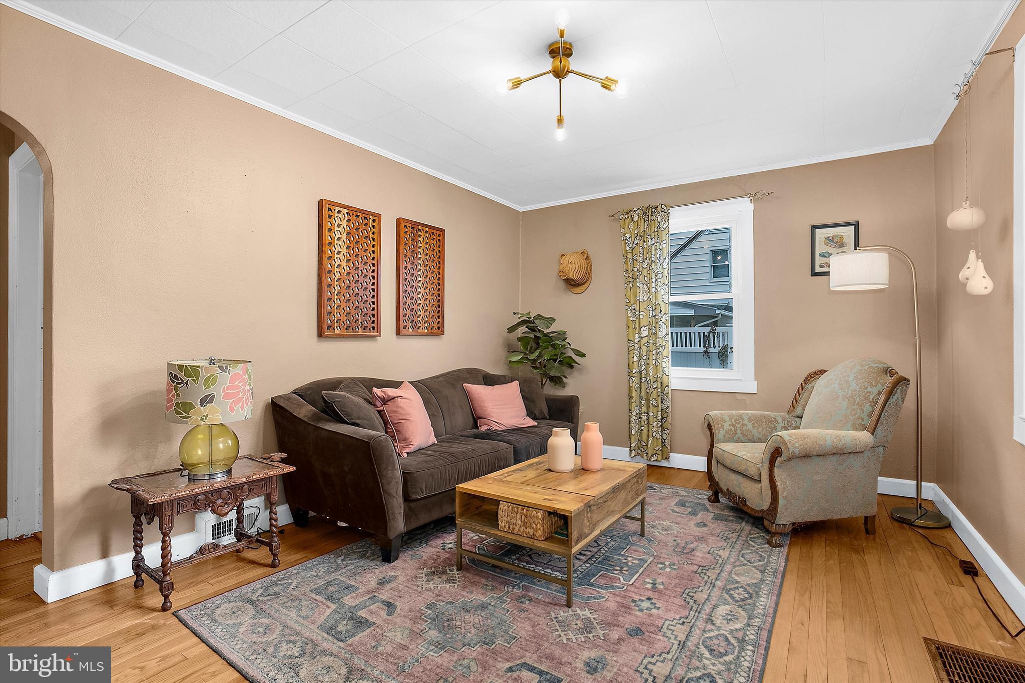 1148 RIVERVIEW DRIVE