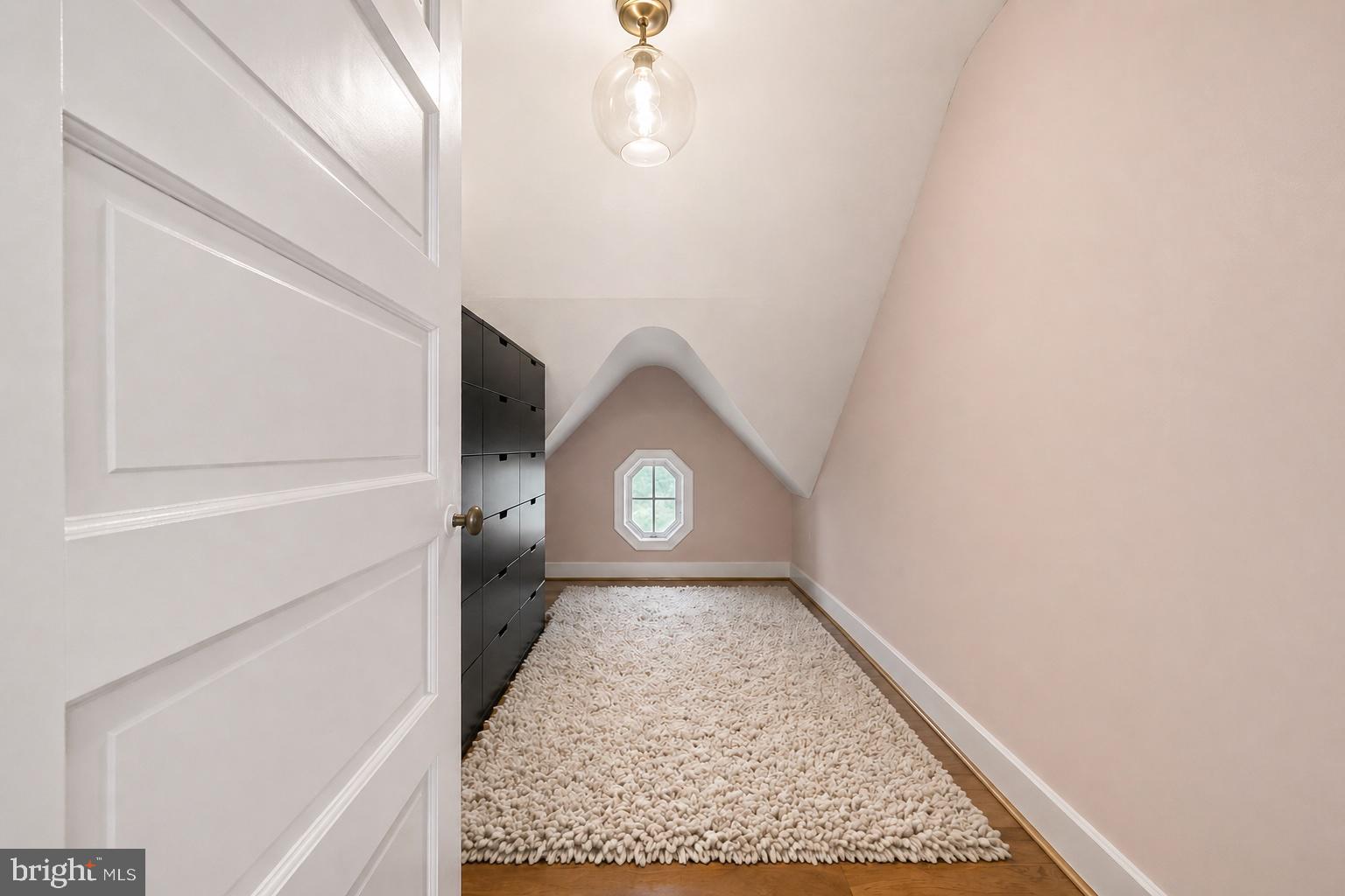 JENKINTOWN MANOR - Residential