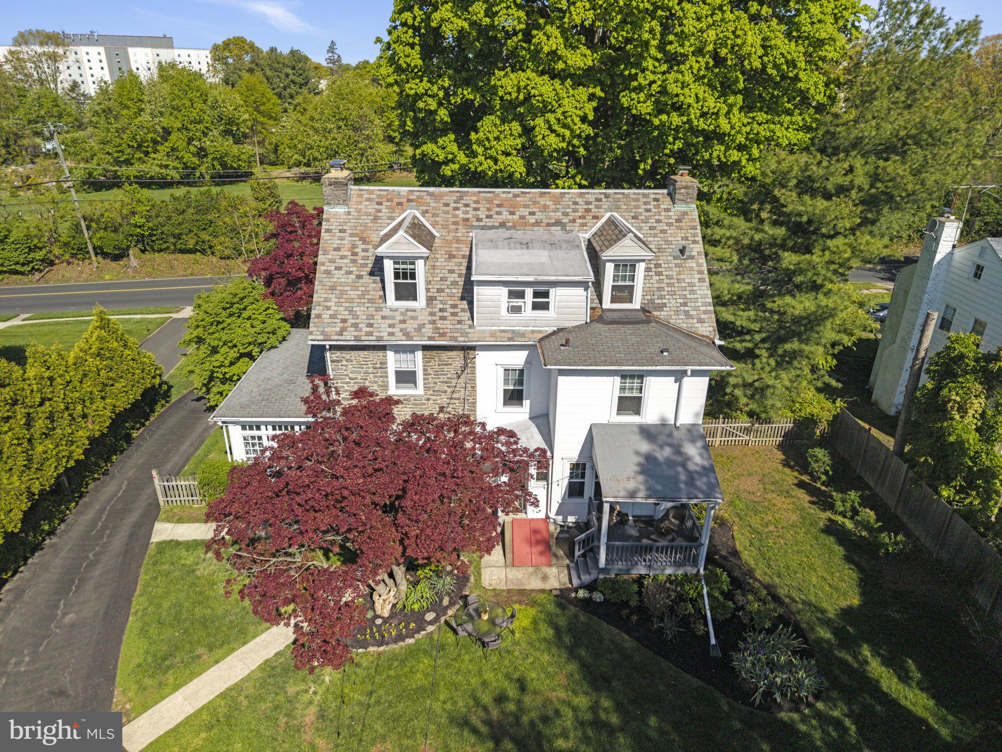 JENKINTOWN MANOR - Residential