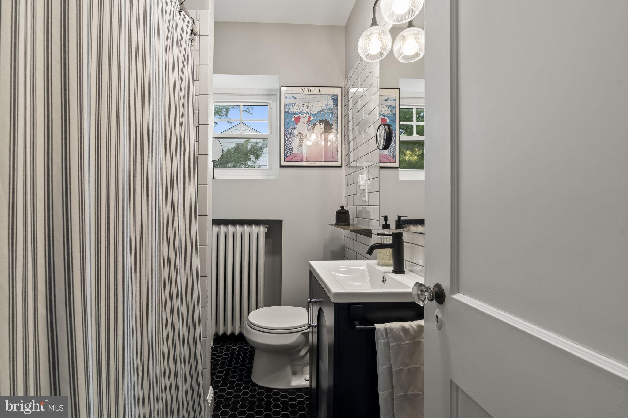 JENKINTOWN MANOR - Residential