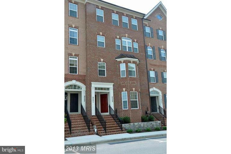 VILLAGES OF URBANA - Residential Lease