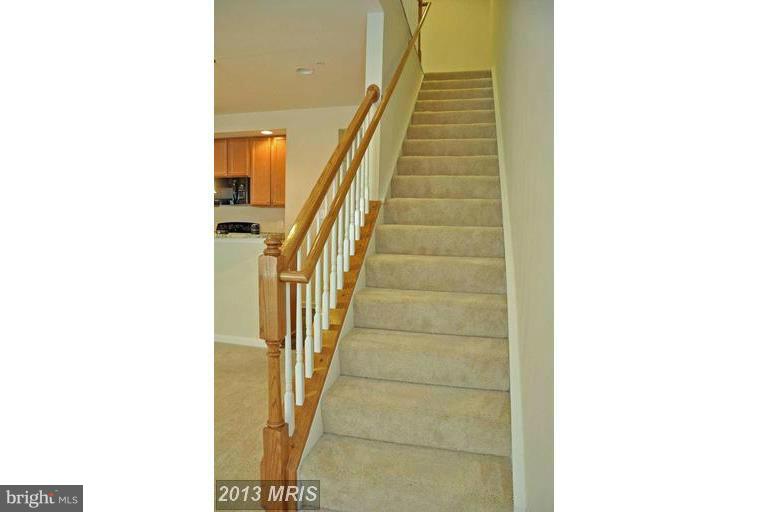 VILLAGES OF URBANA - Residential Lease