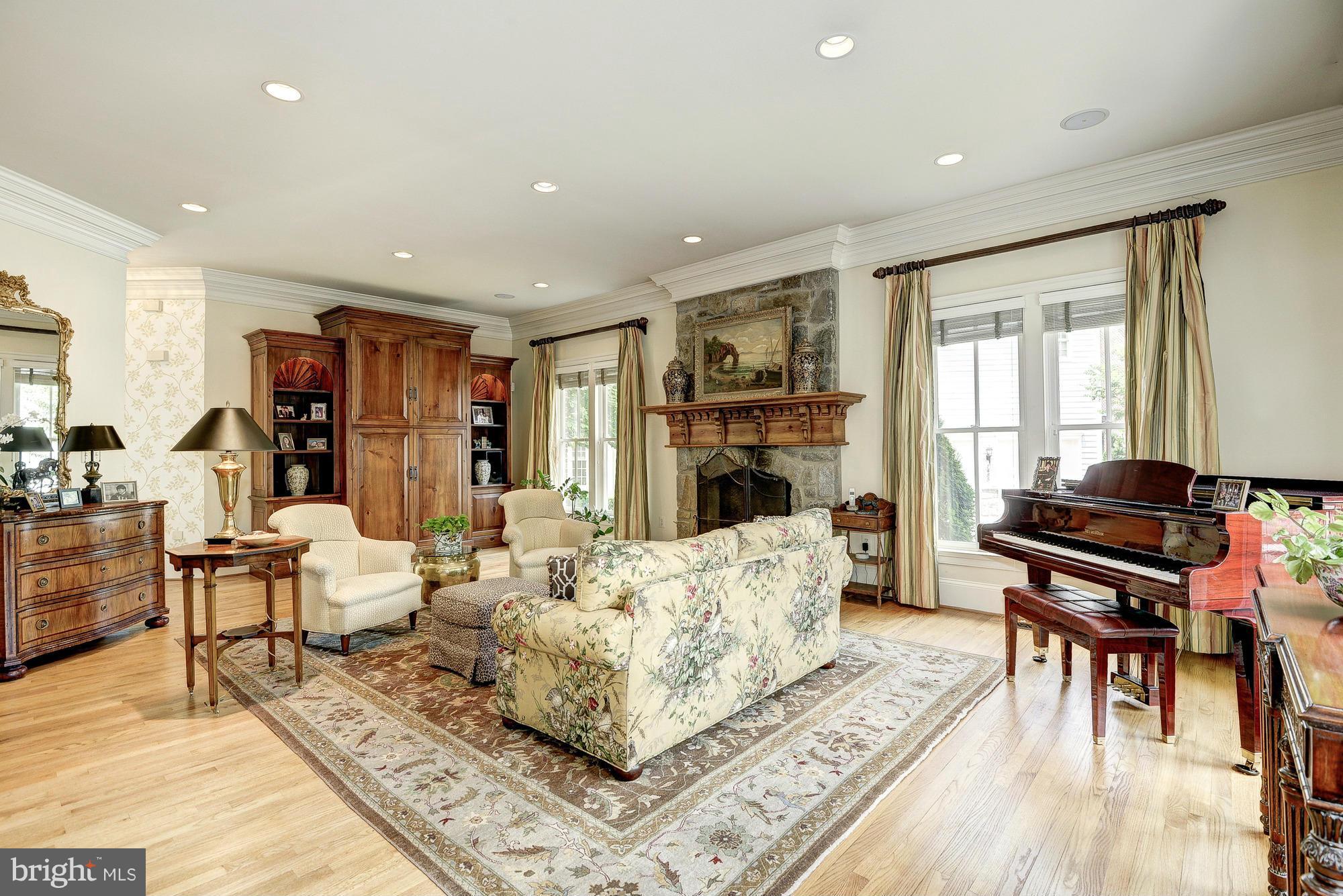 EVANS FARM - Residential