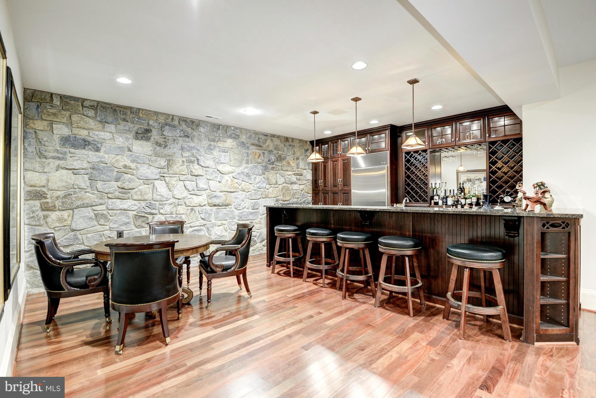 EVANS FARM - Residential