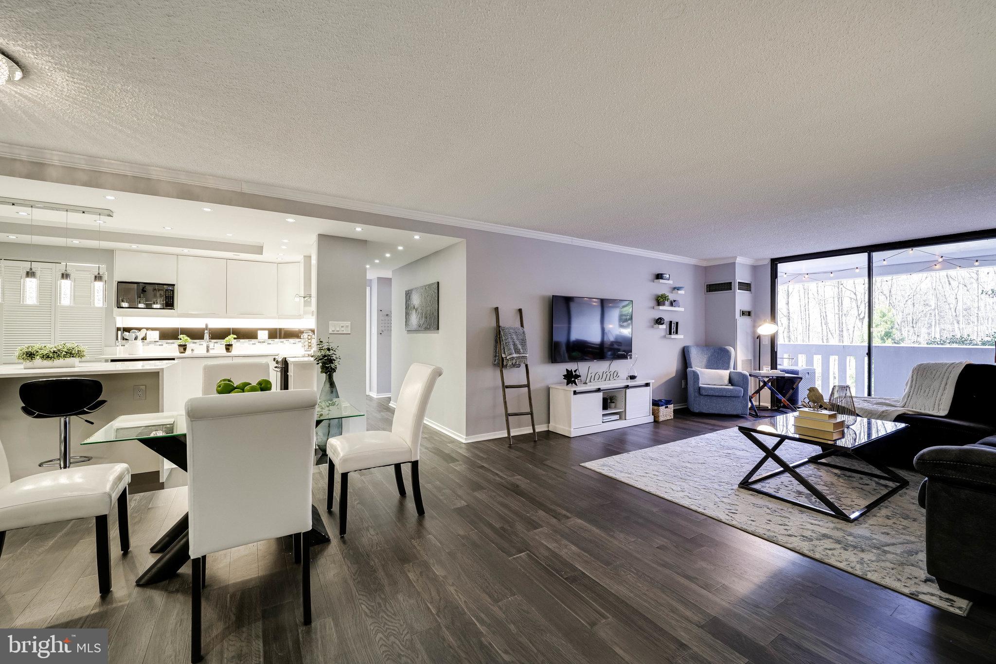 ALEXANDRIA KNOLLS - Residential