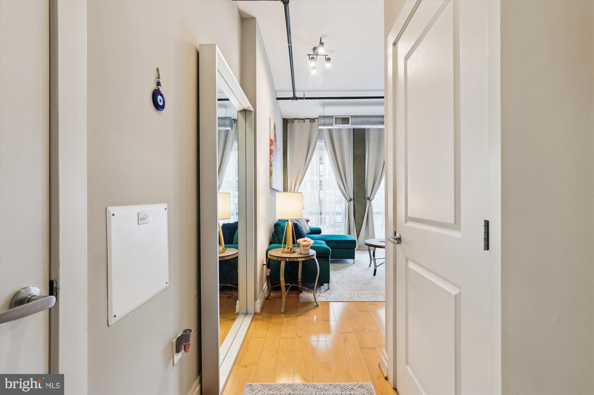 301 MASSACHUSETTS AVENUE NW 204