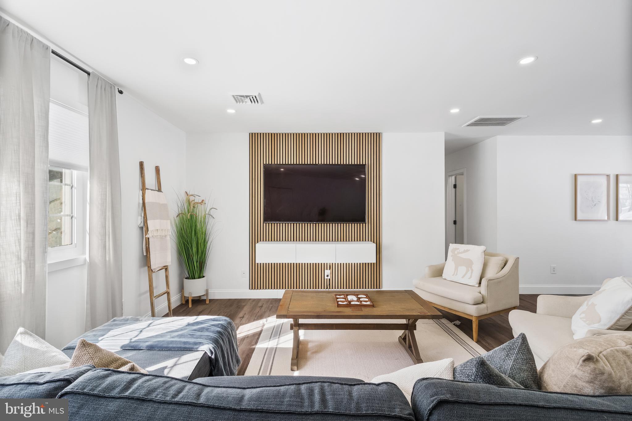 INDIAN MOUNTAIN LAKES - Residential